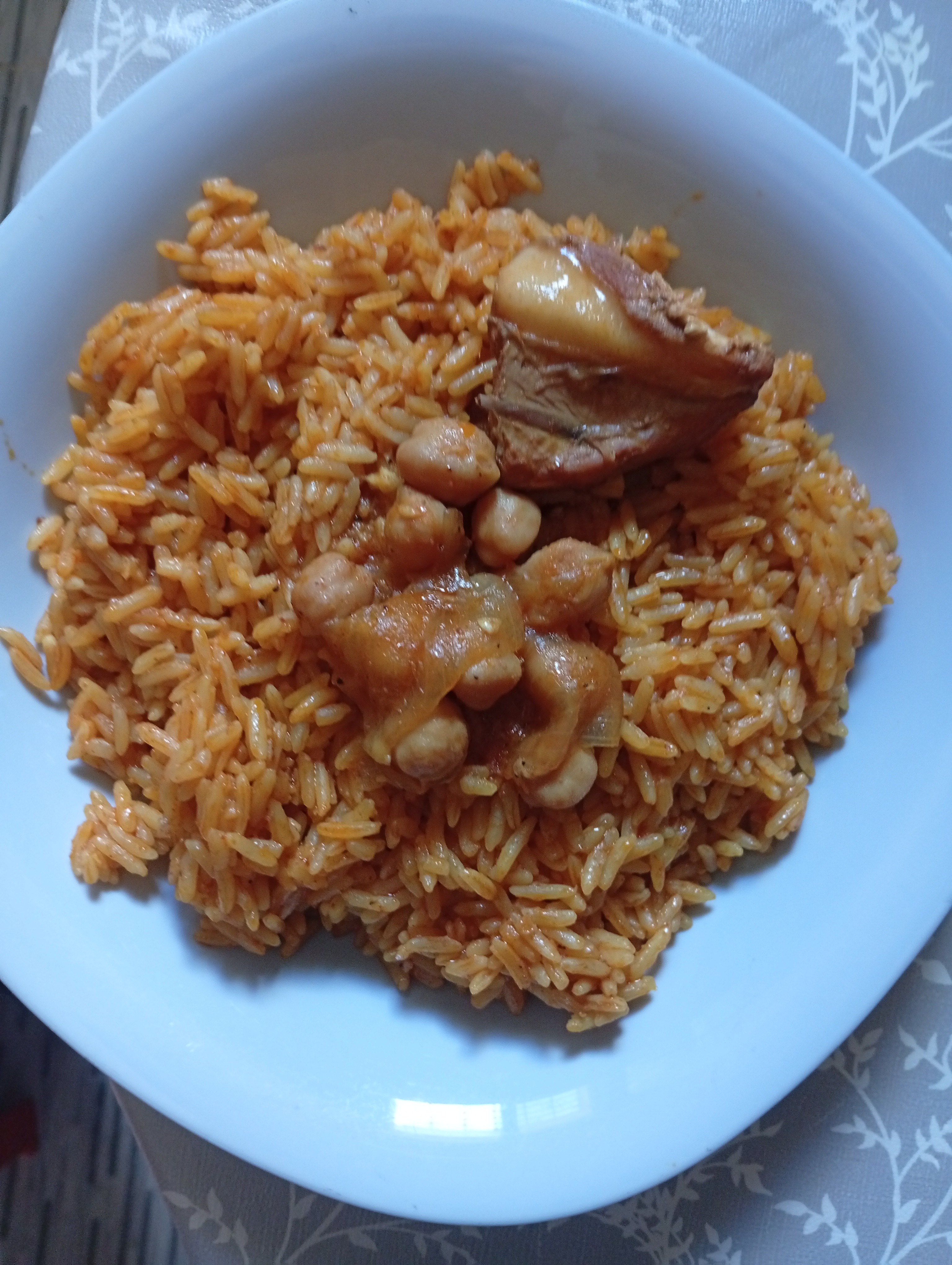 Riz tomate avec poulet