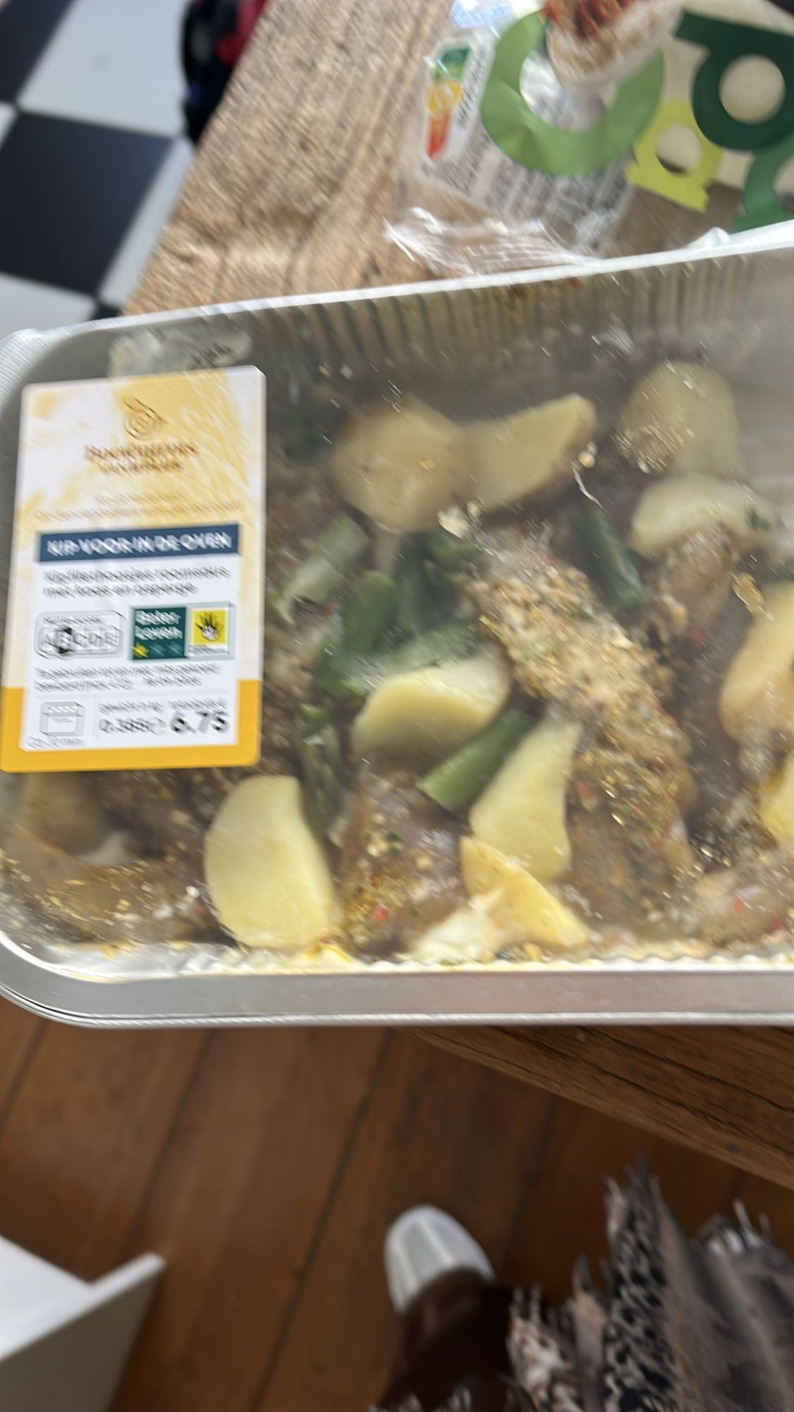 kip met aardappel en groente