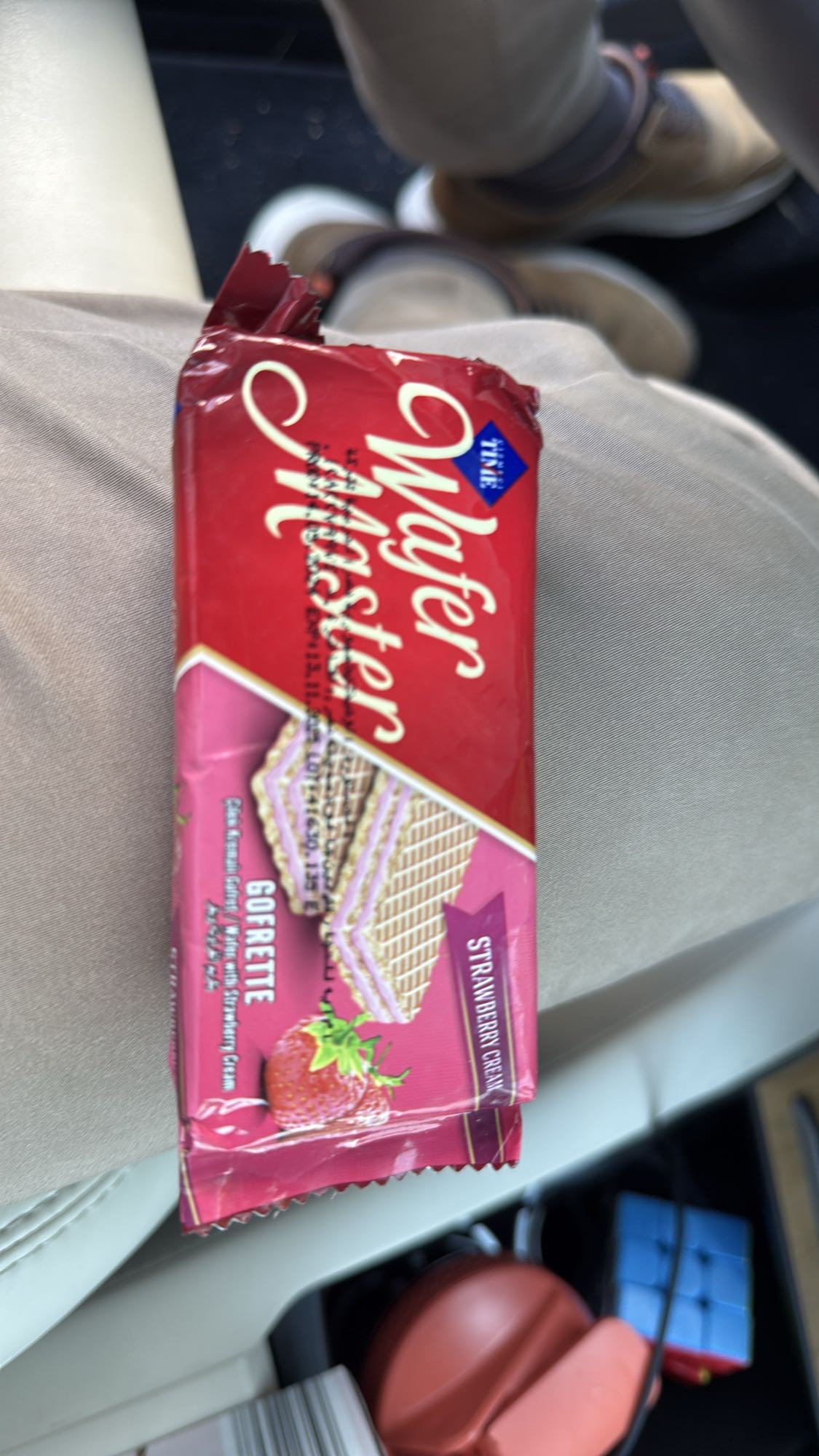 Strawberry wafer snack