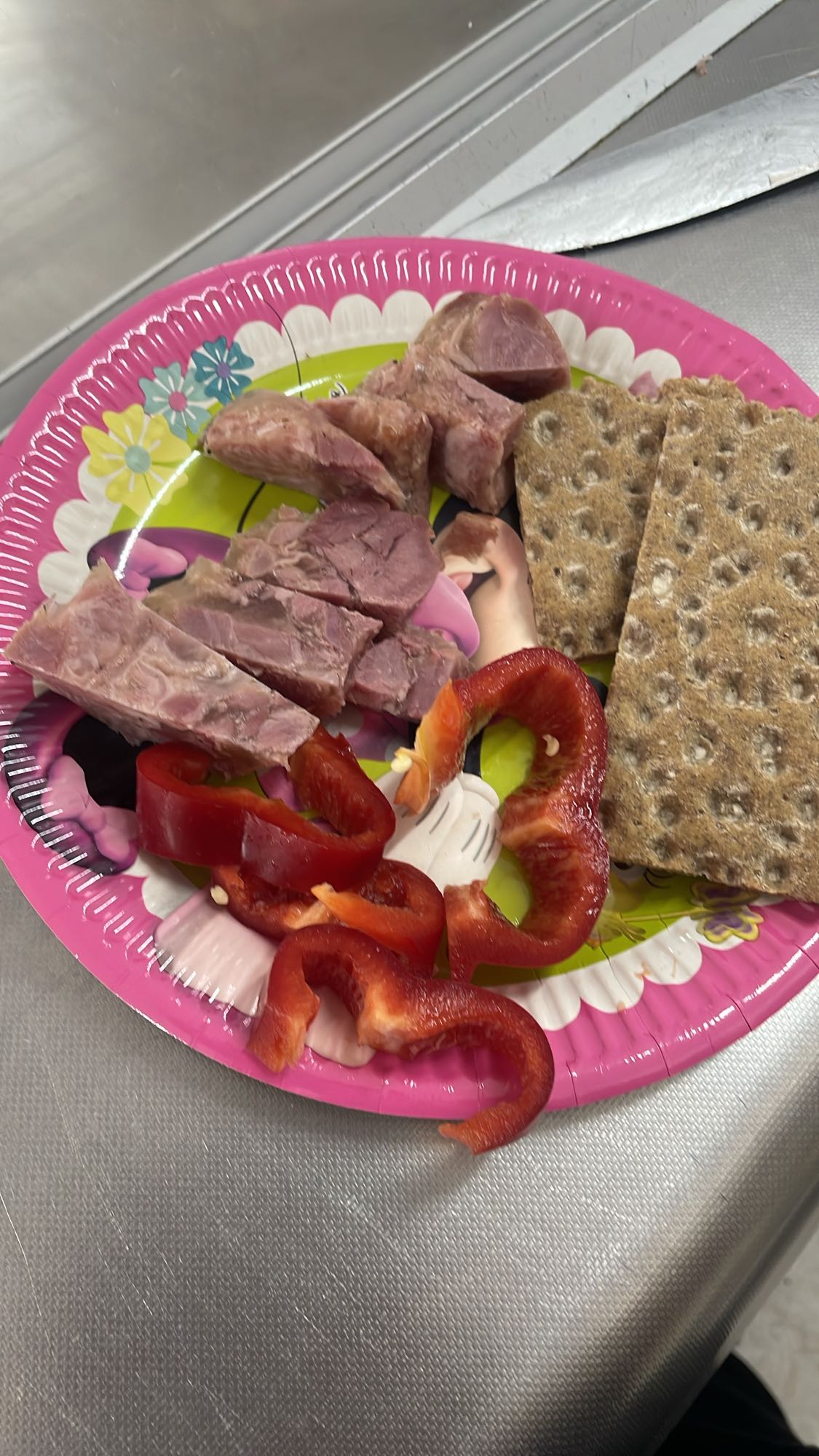 Gustare cu carne și legume