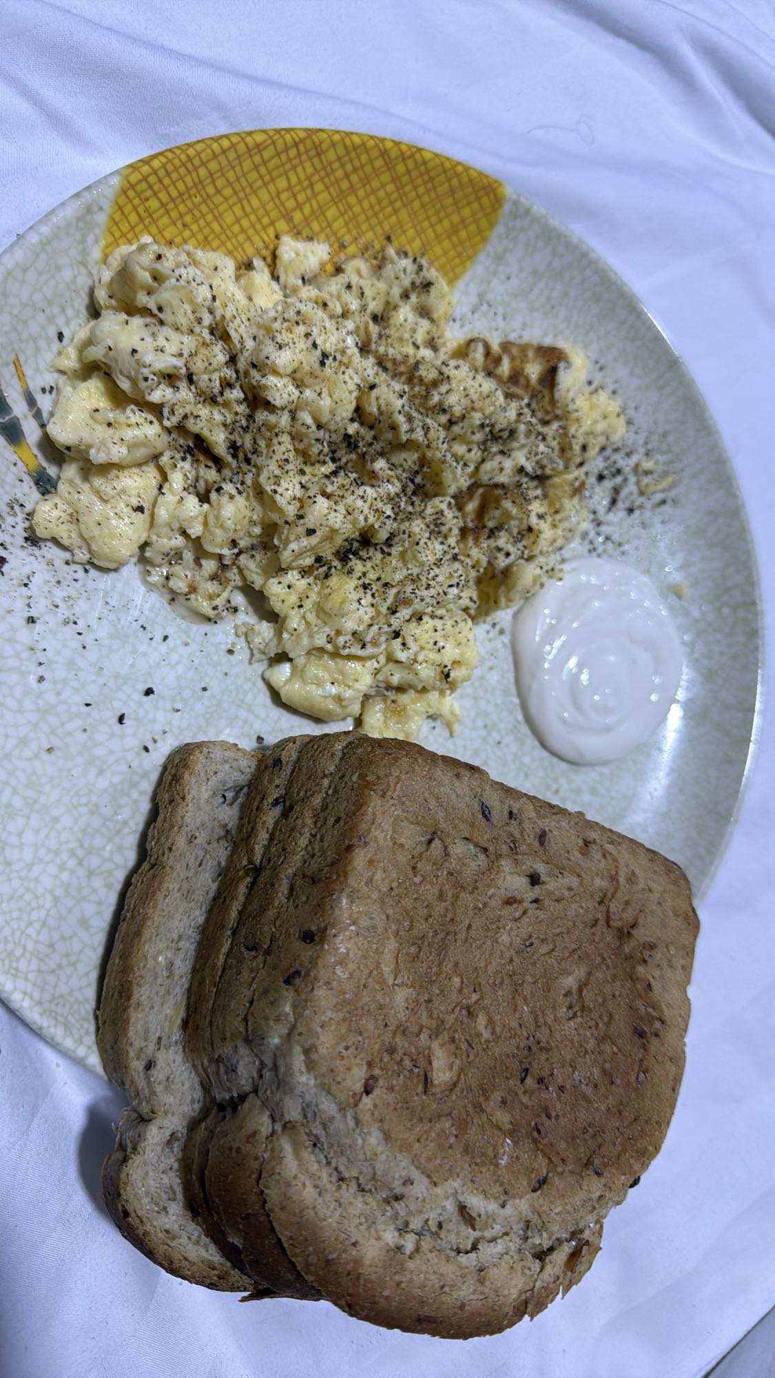 Scrambled eggs and toast