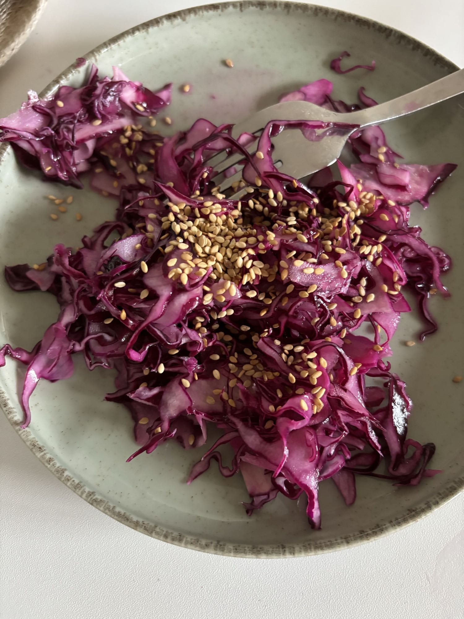 Salade chou rouge sésame