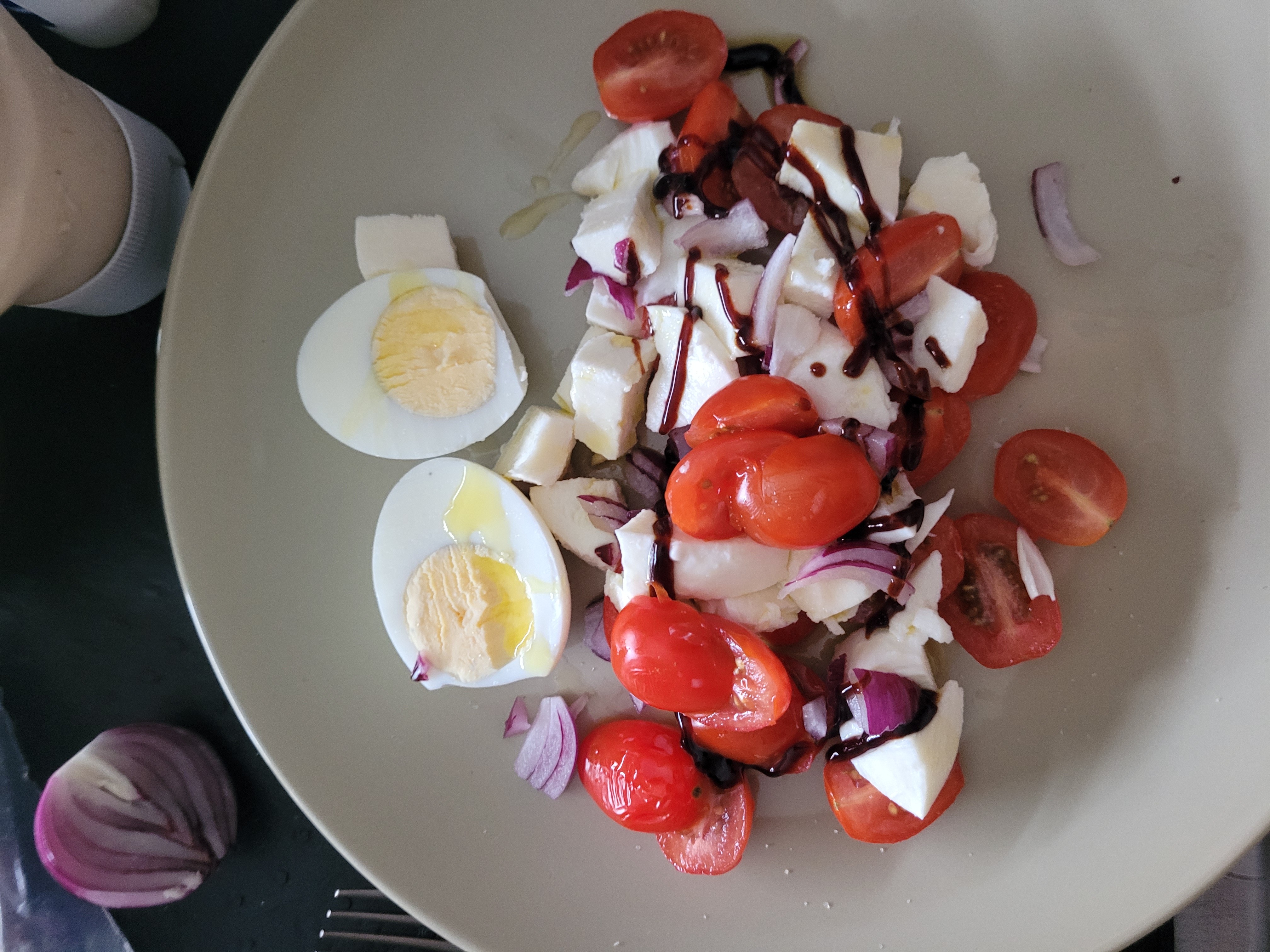 Salade œufs mozzarella