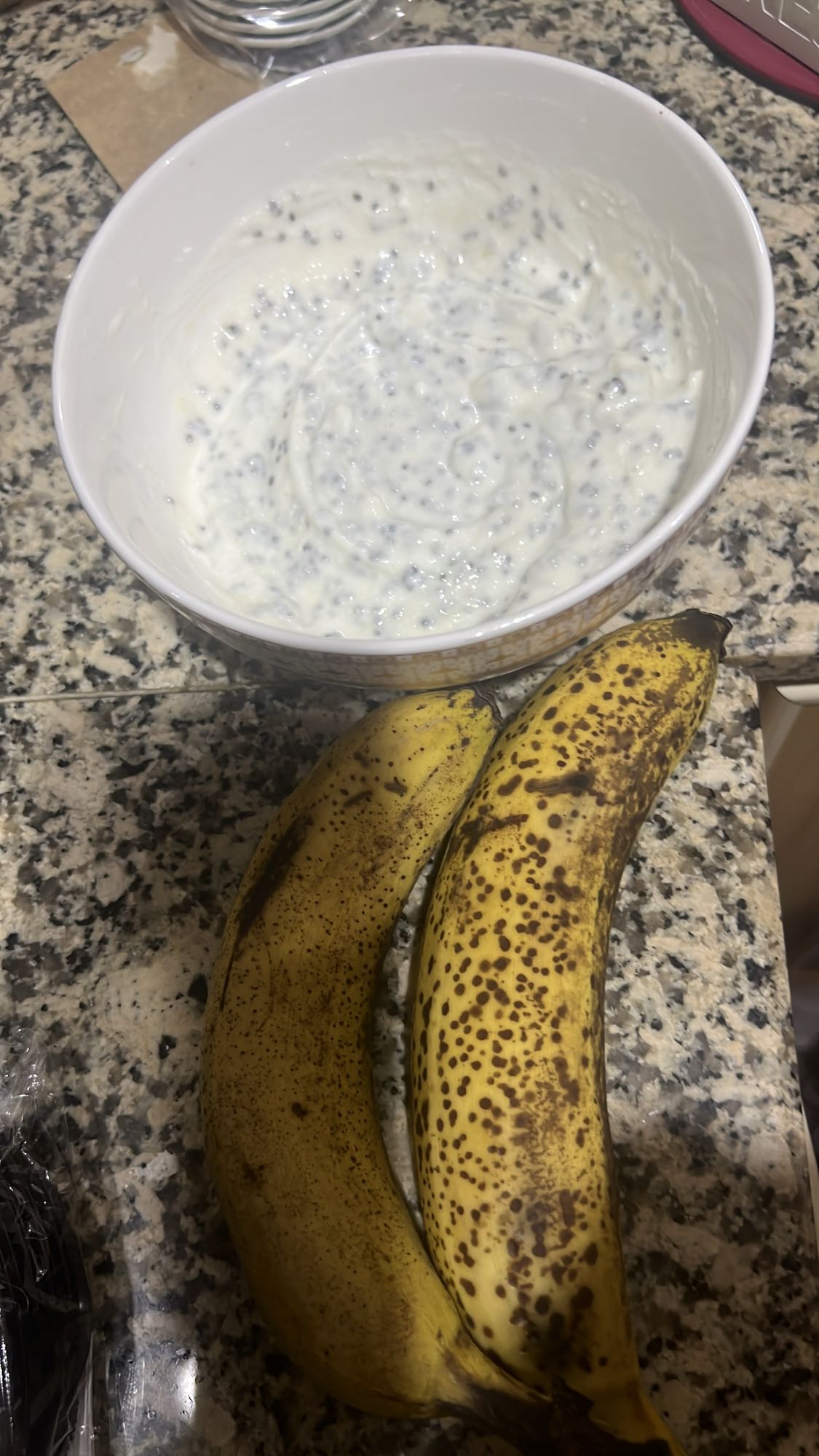 Banana chia yogurt bowl