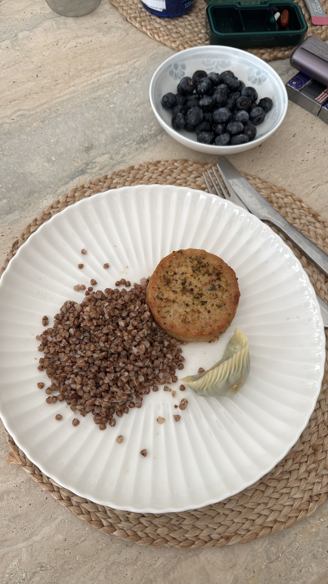 гречка с котлетой и артишоком