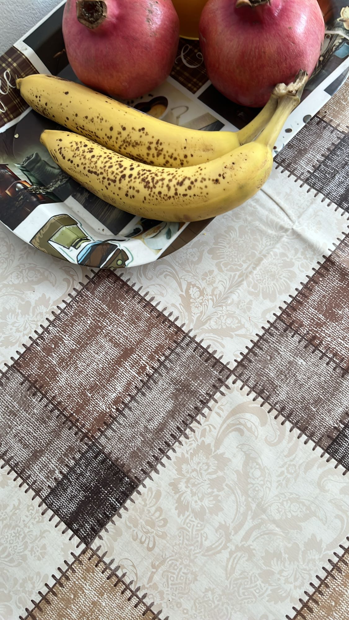 Fructe proaspete pe tavă