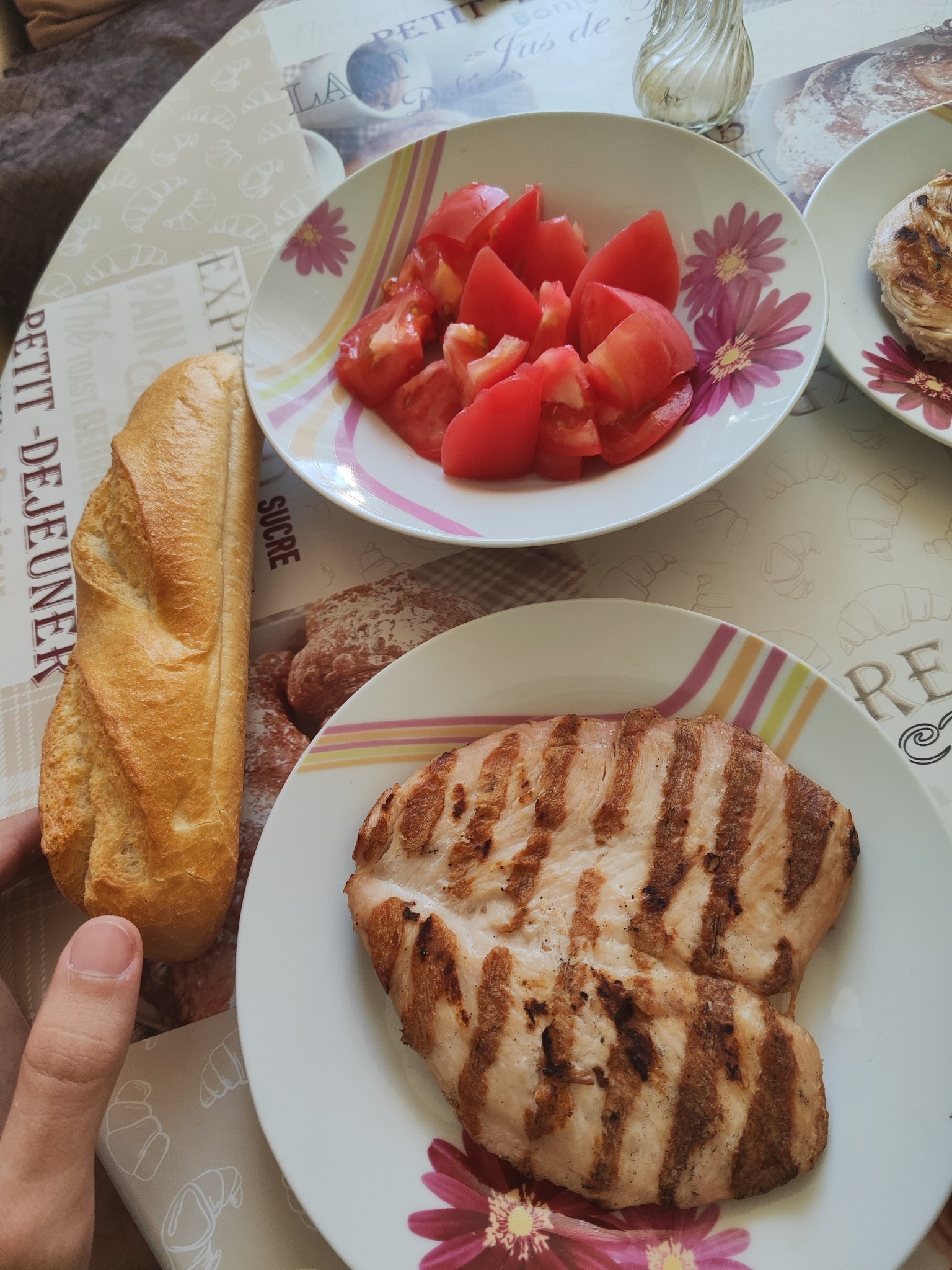 Grilled Chicken with Bread