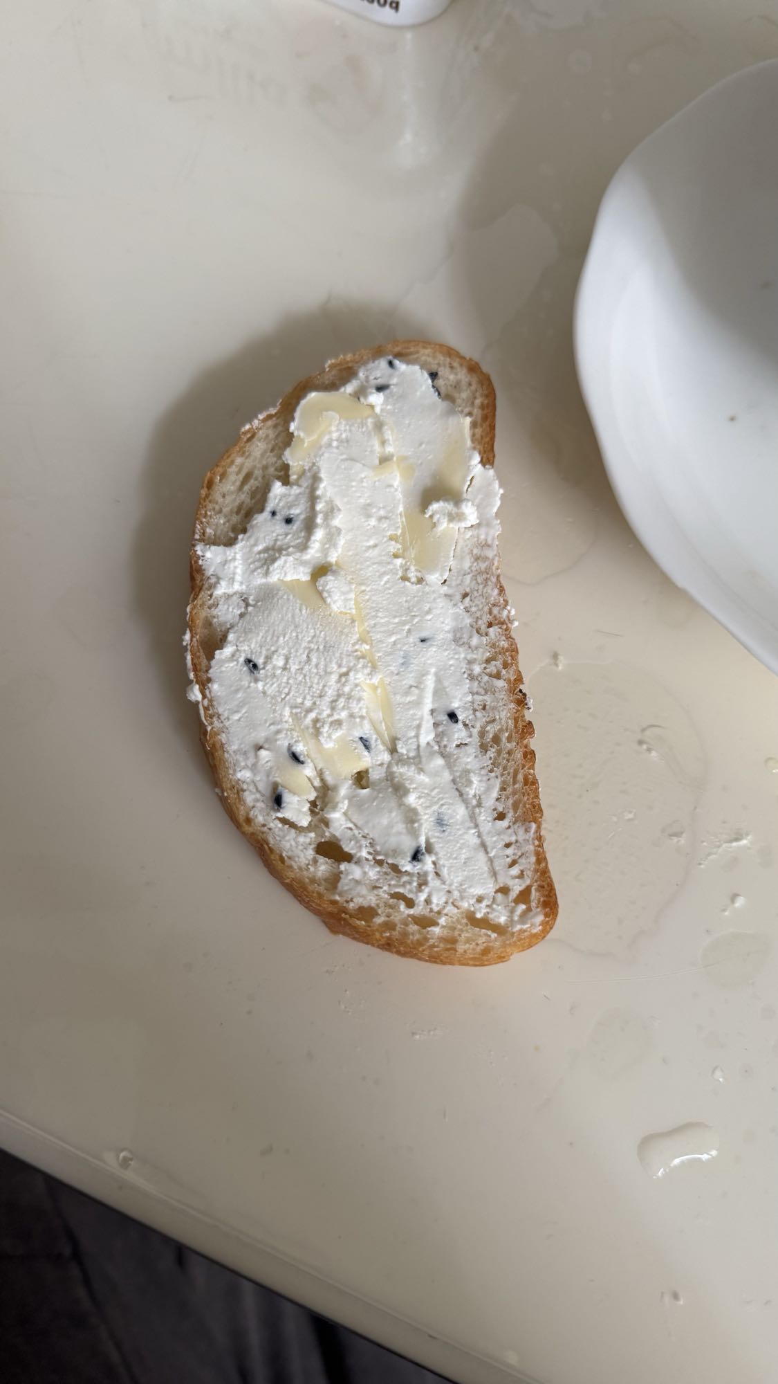 бутерброд с творожным сыром