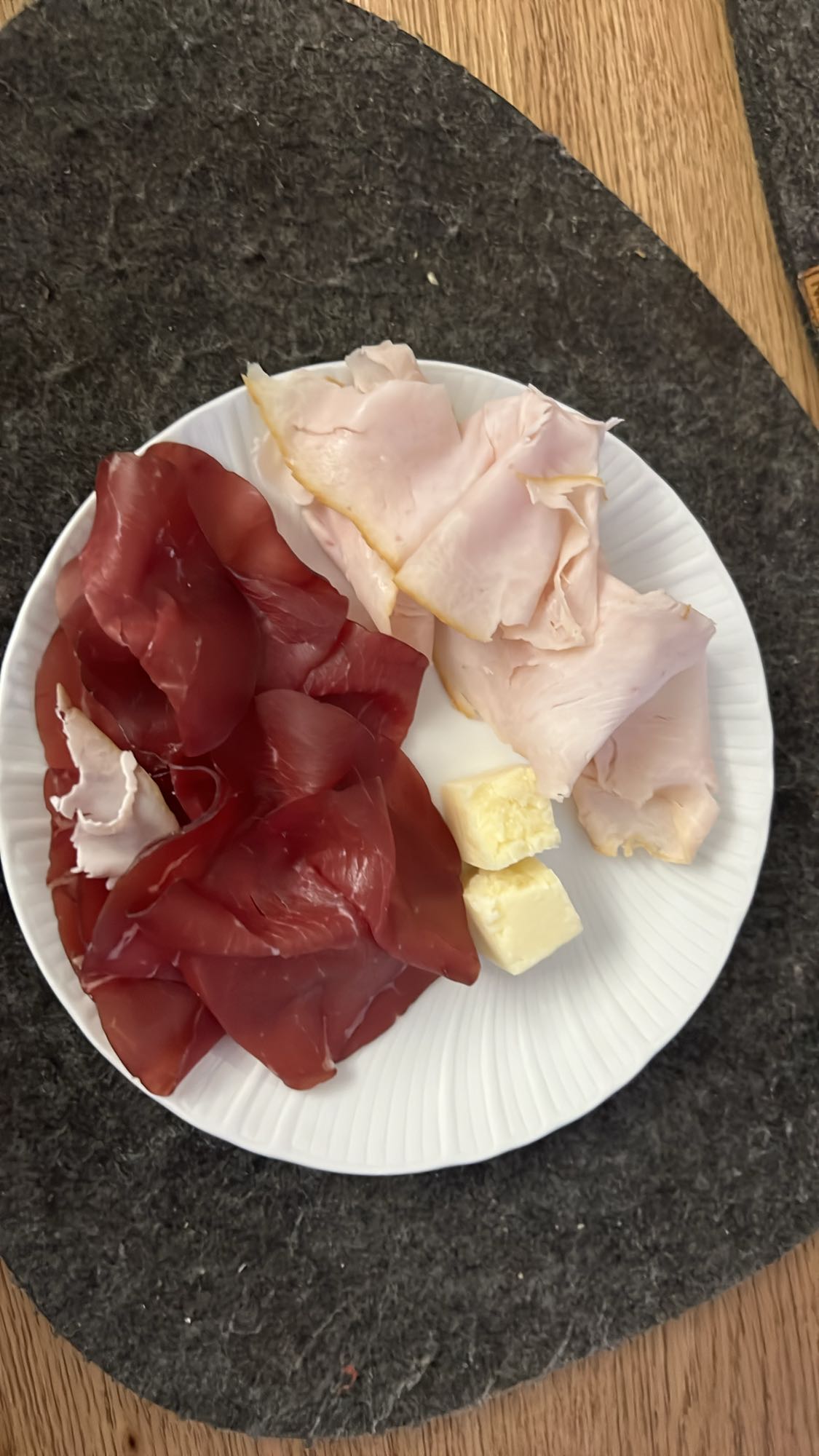 Et ve peynir tabağı