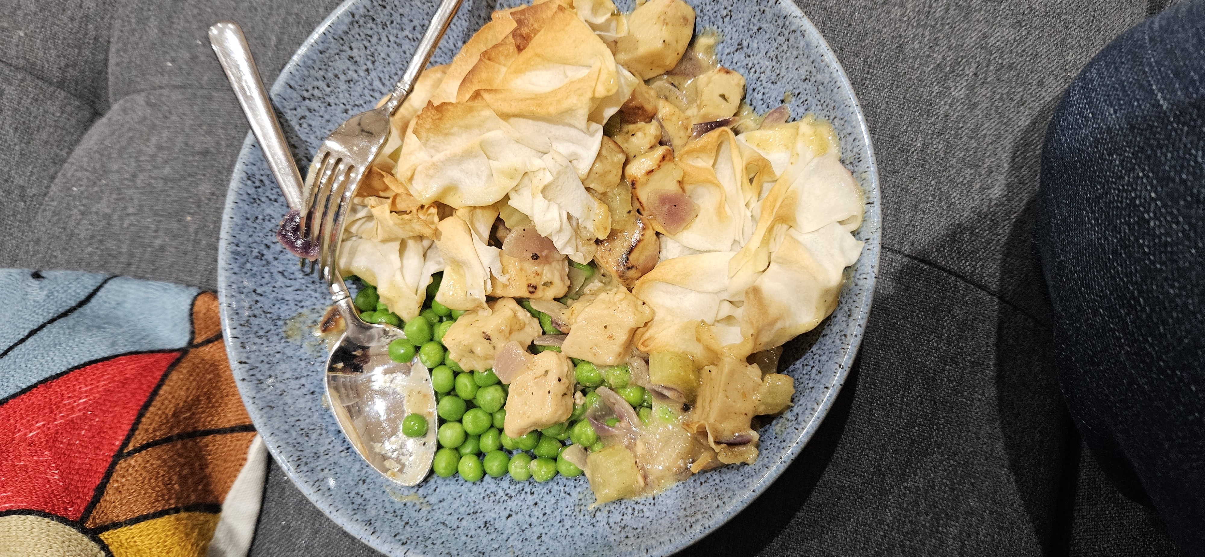 Quorn filo pie with peas