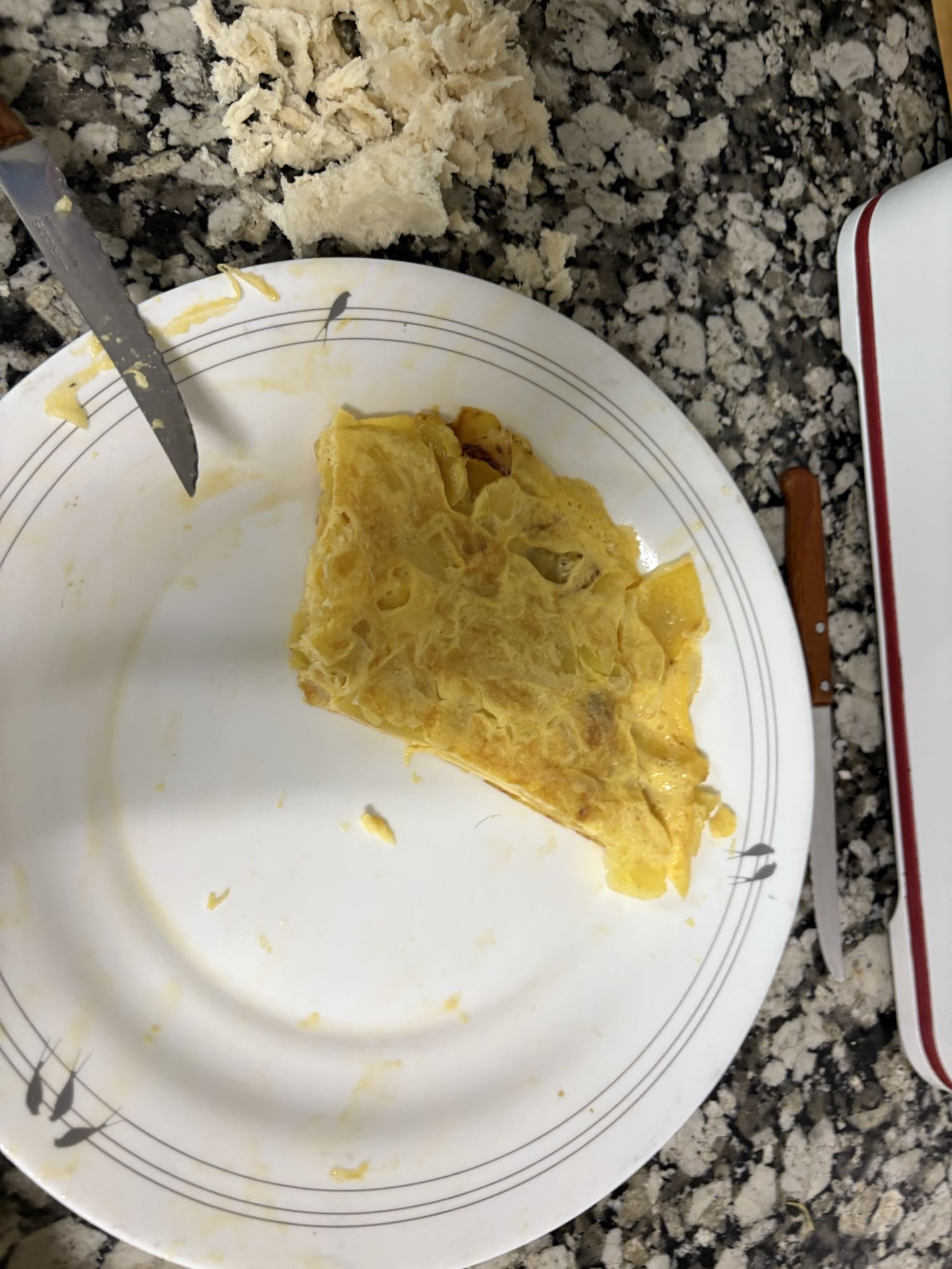 Tortilla con pan desmenuzado