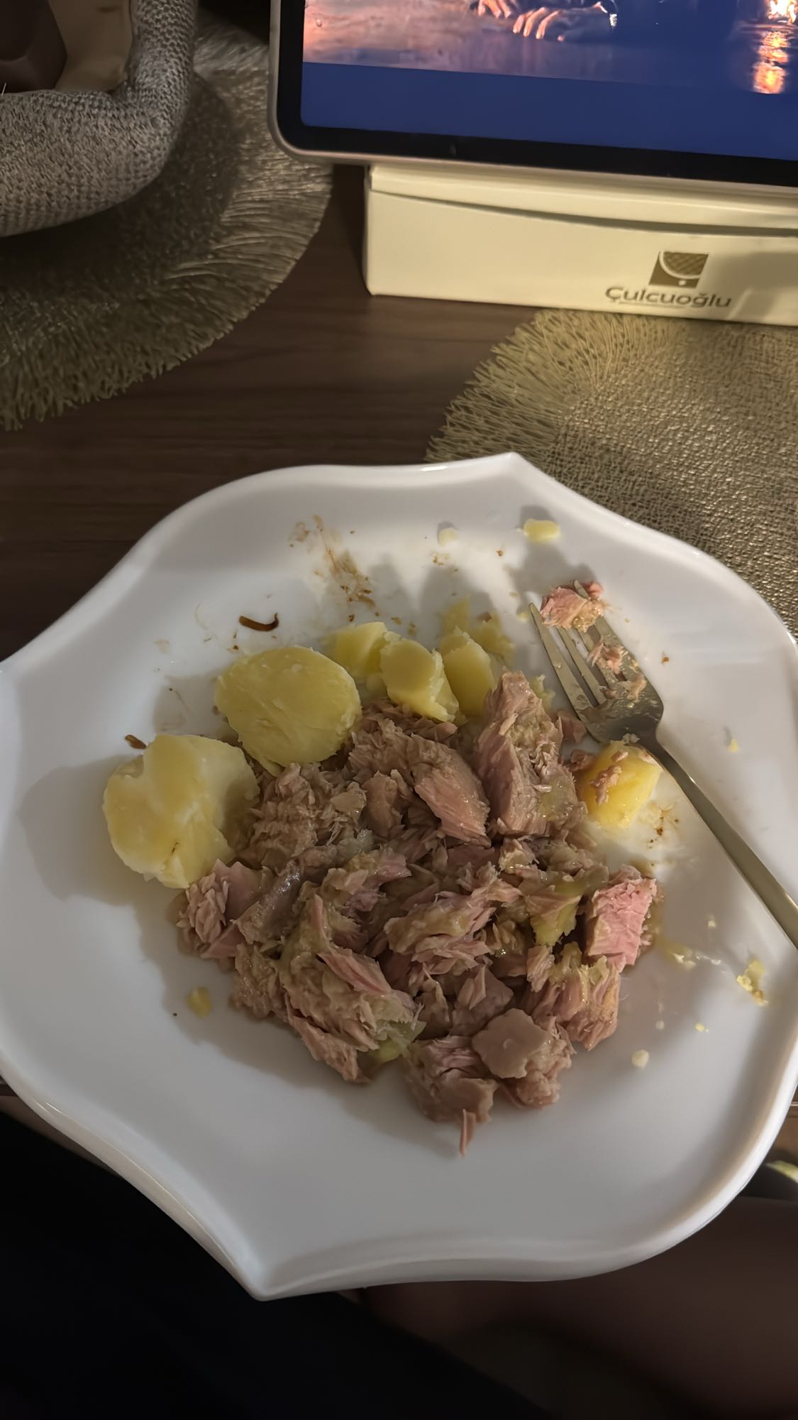 тунец с картофелем