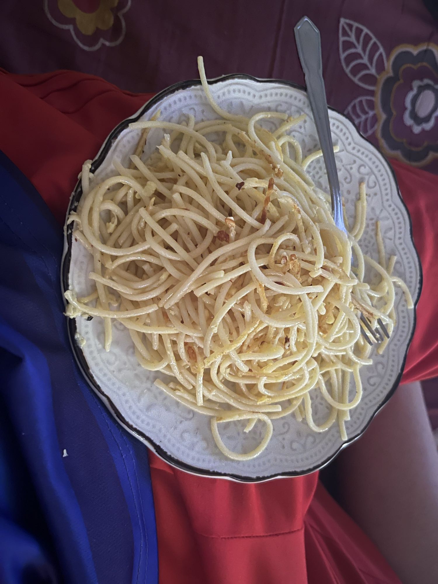 Espaguetis con ajo y aceite