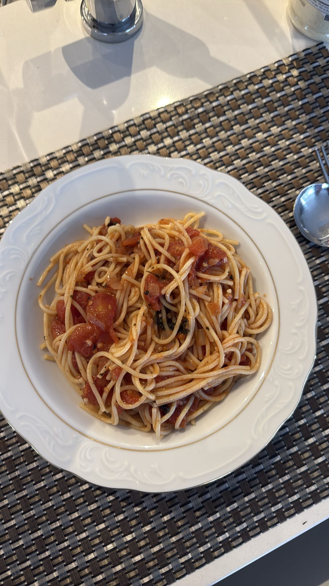 Spaghetti à la tomate