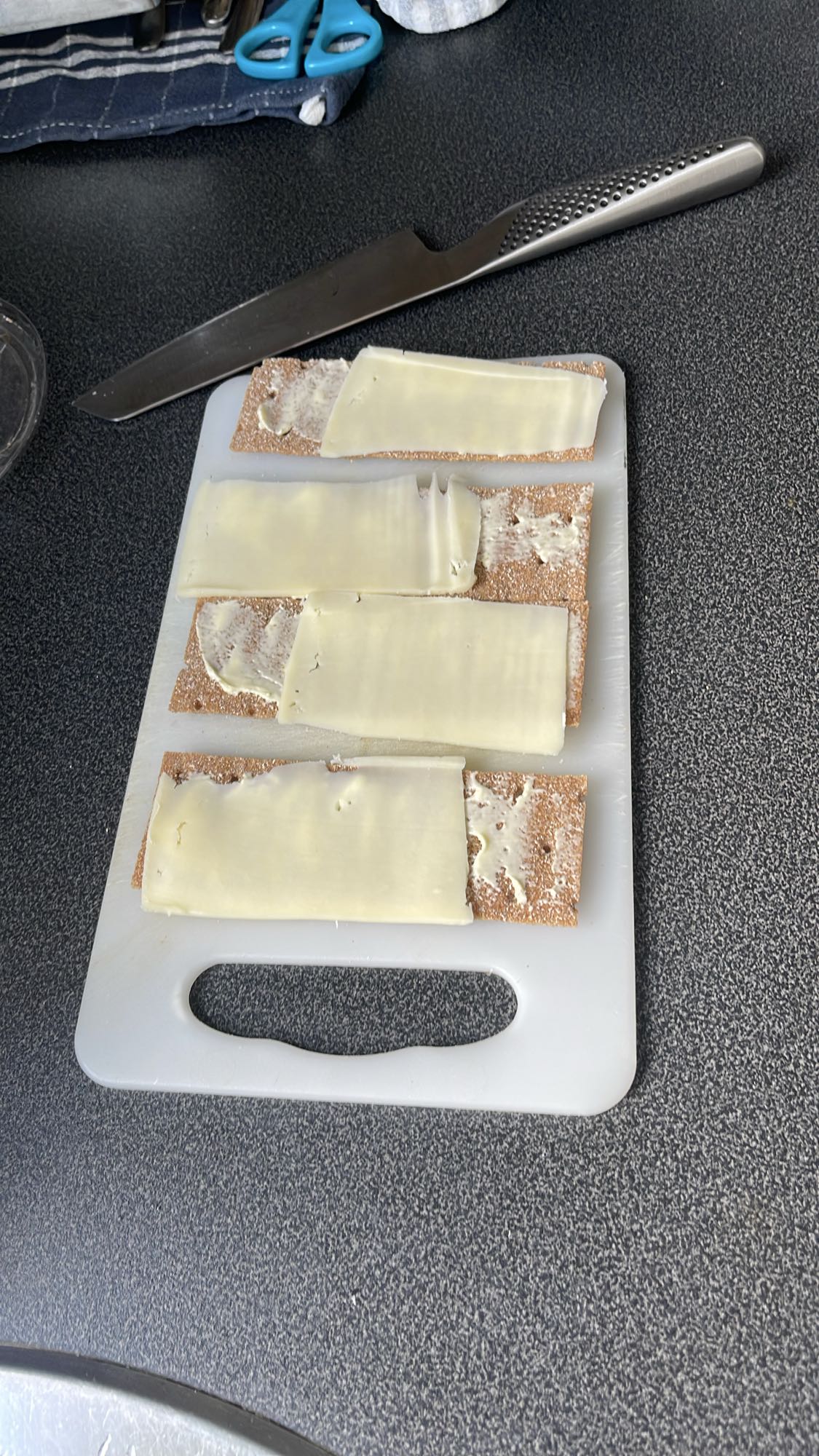 Knäckebröd med ost