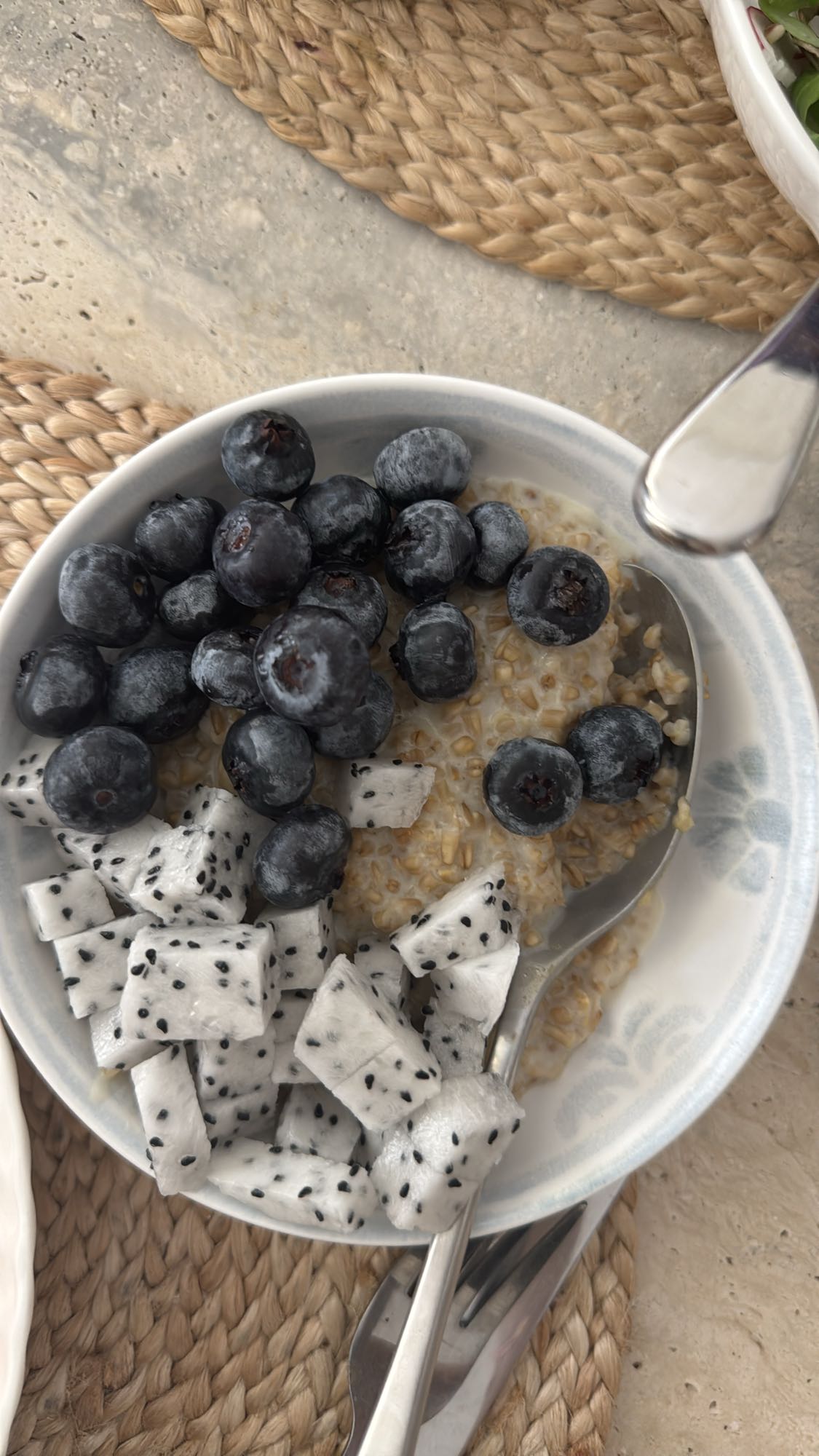 овсянка с фруктами