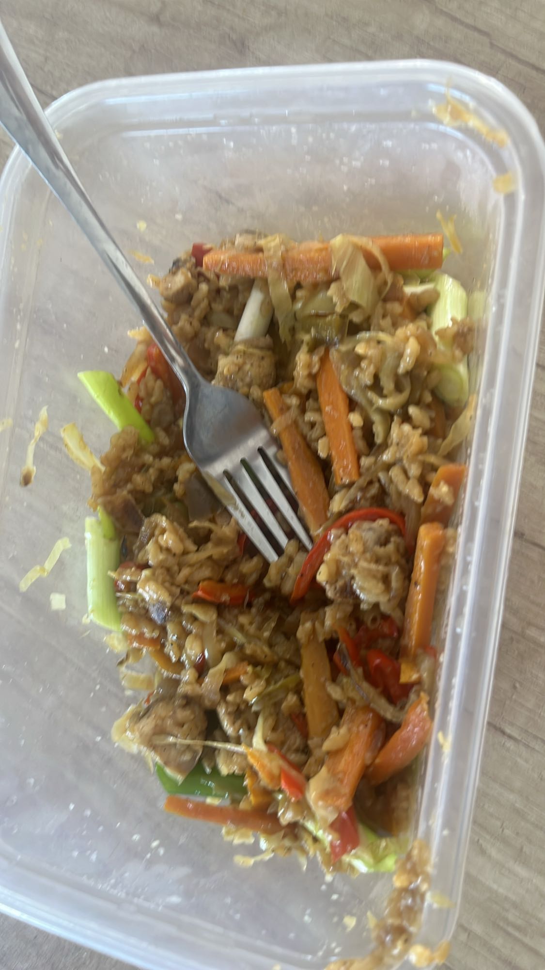 Orez prăjit cu legume