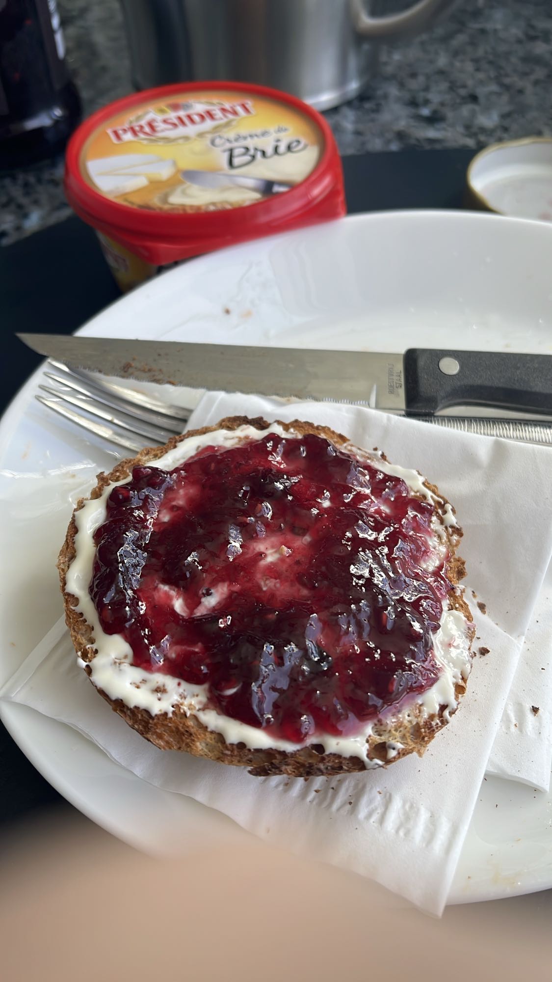 broodje brie en jam