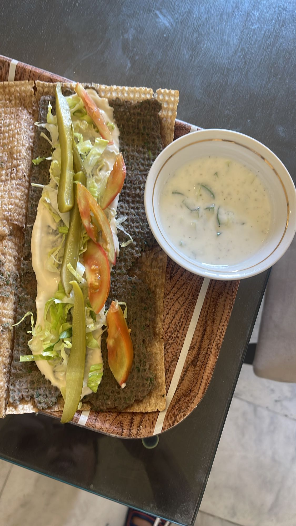 Veggie wrap with yogurt dip