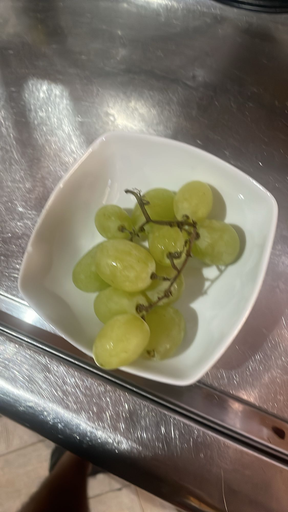 uvas verdes frescas