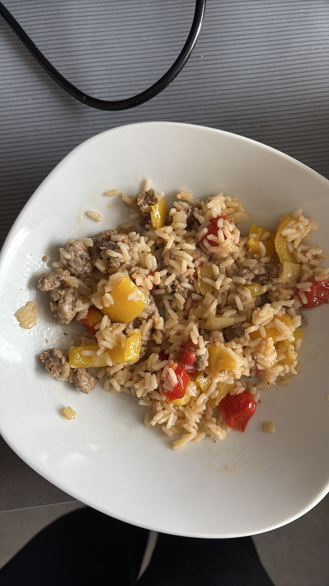 Rijst met gehakt en paprika