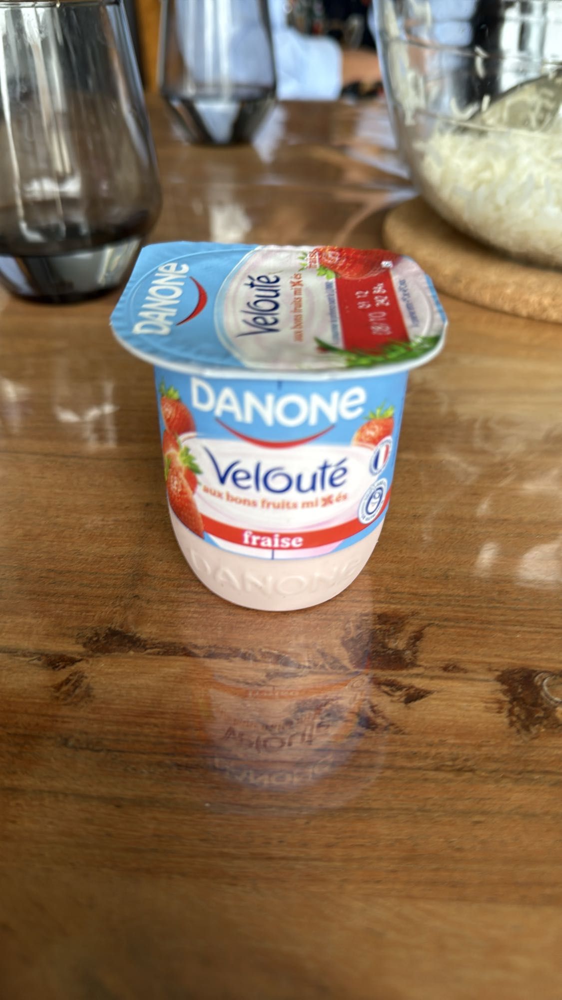 Yaourt fraise Velouté