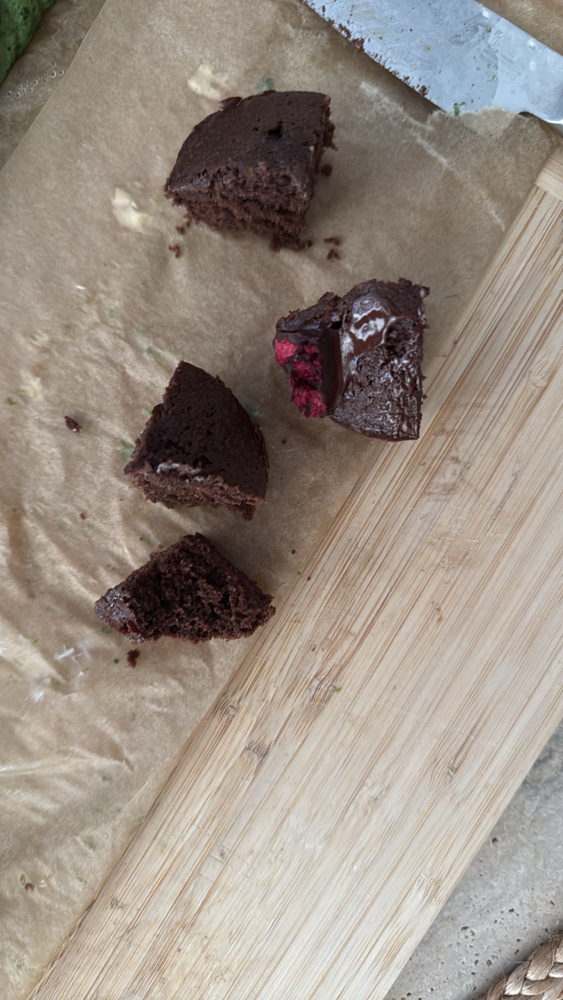 шоколадный брауни кусочки