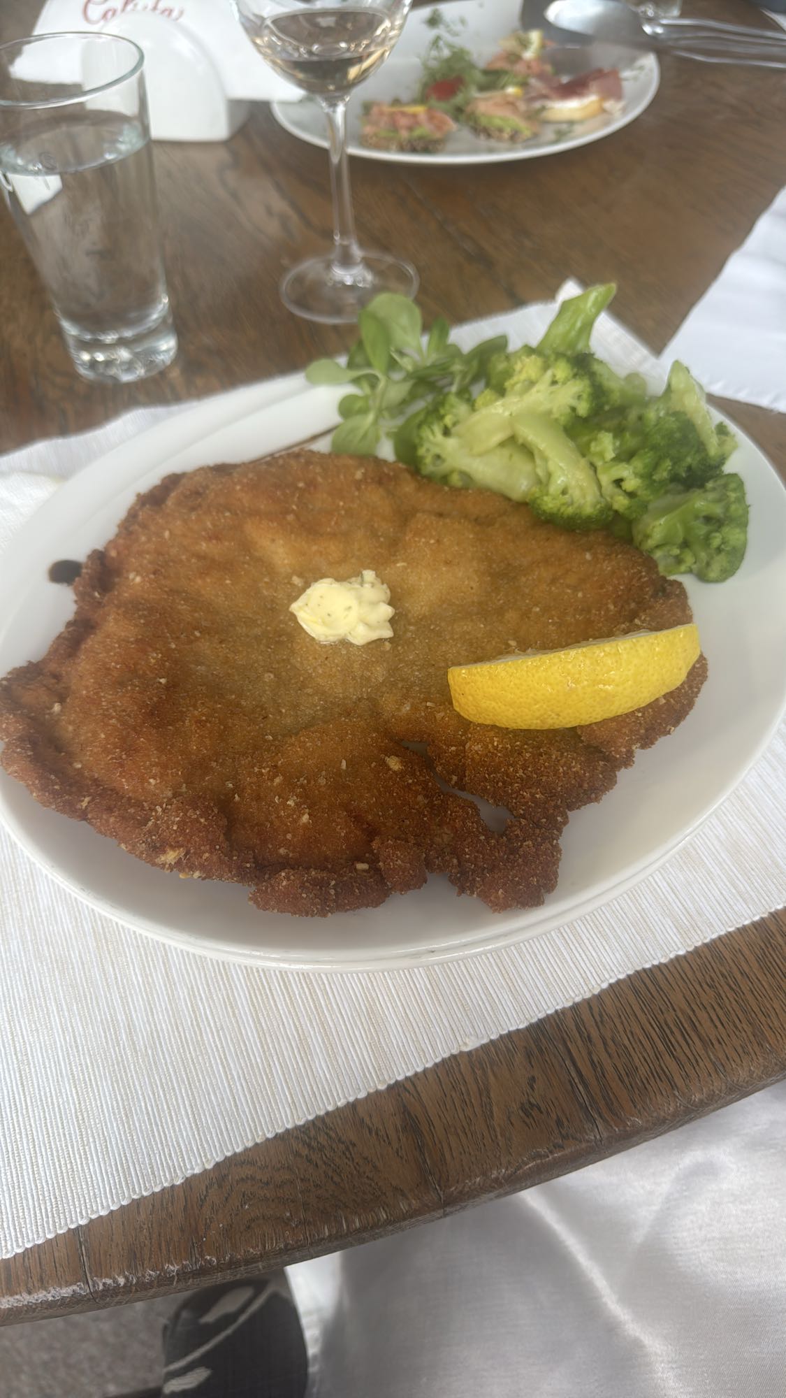Schnitzel with greens