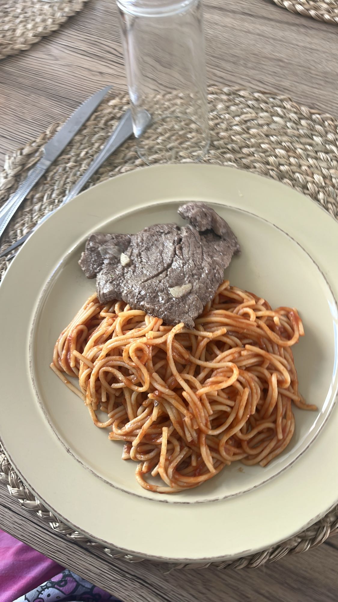 Espaguetis con carne