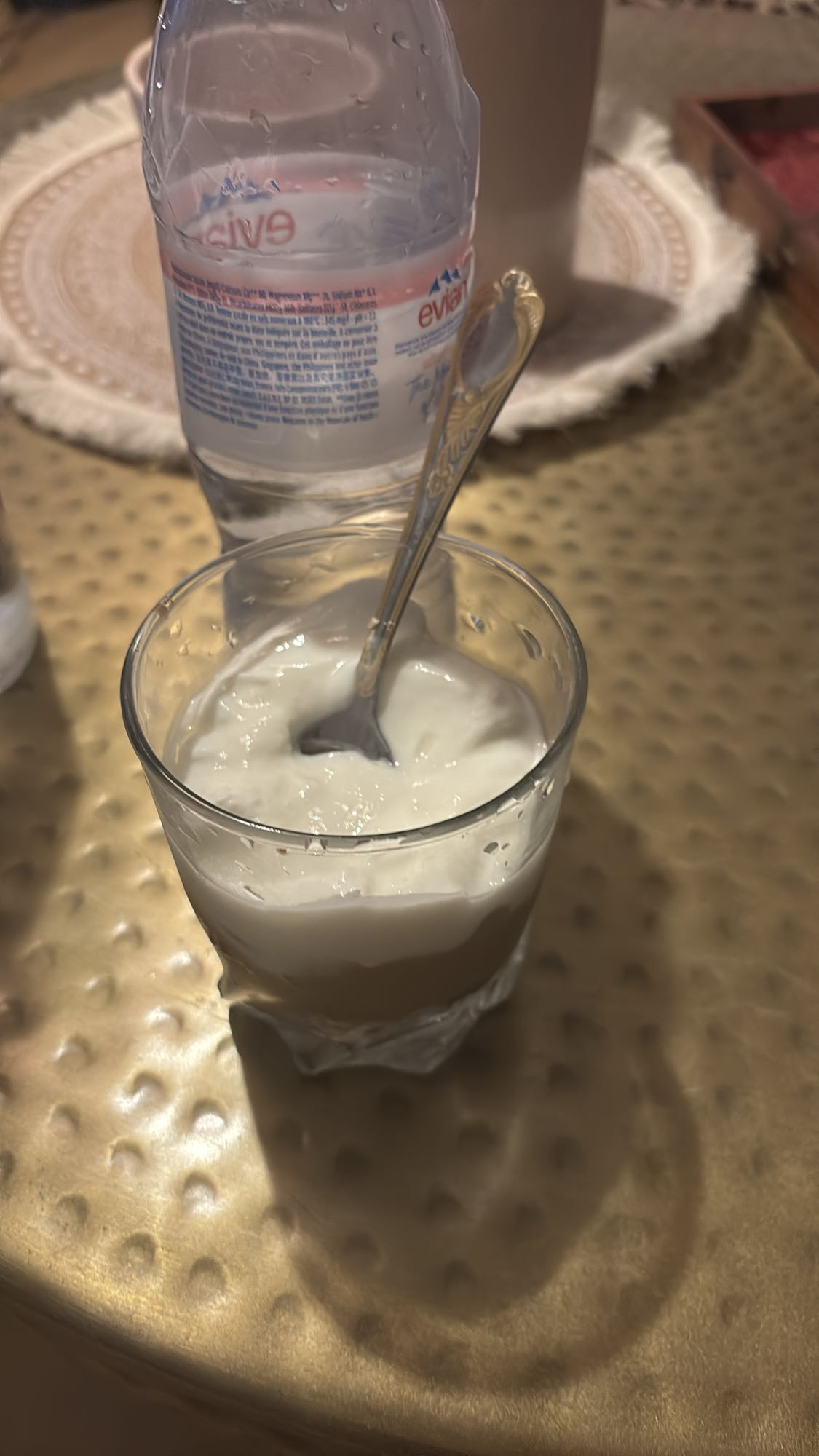 verre de yaourt nature