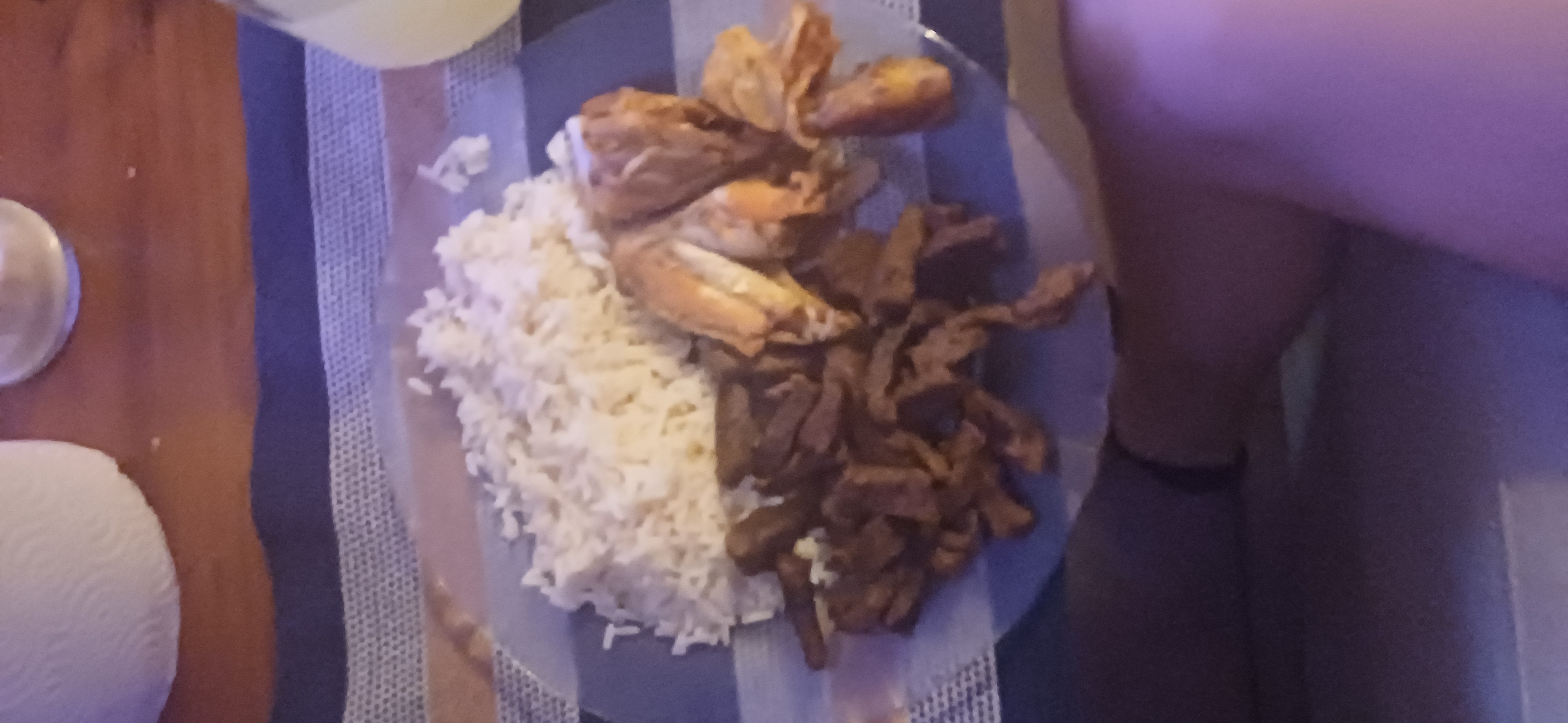 pollo, arroz y carne