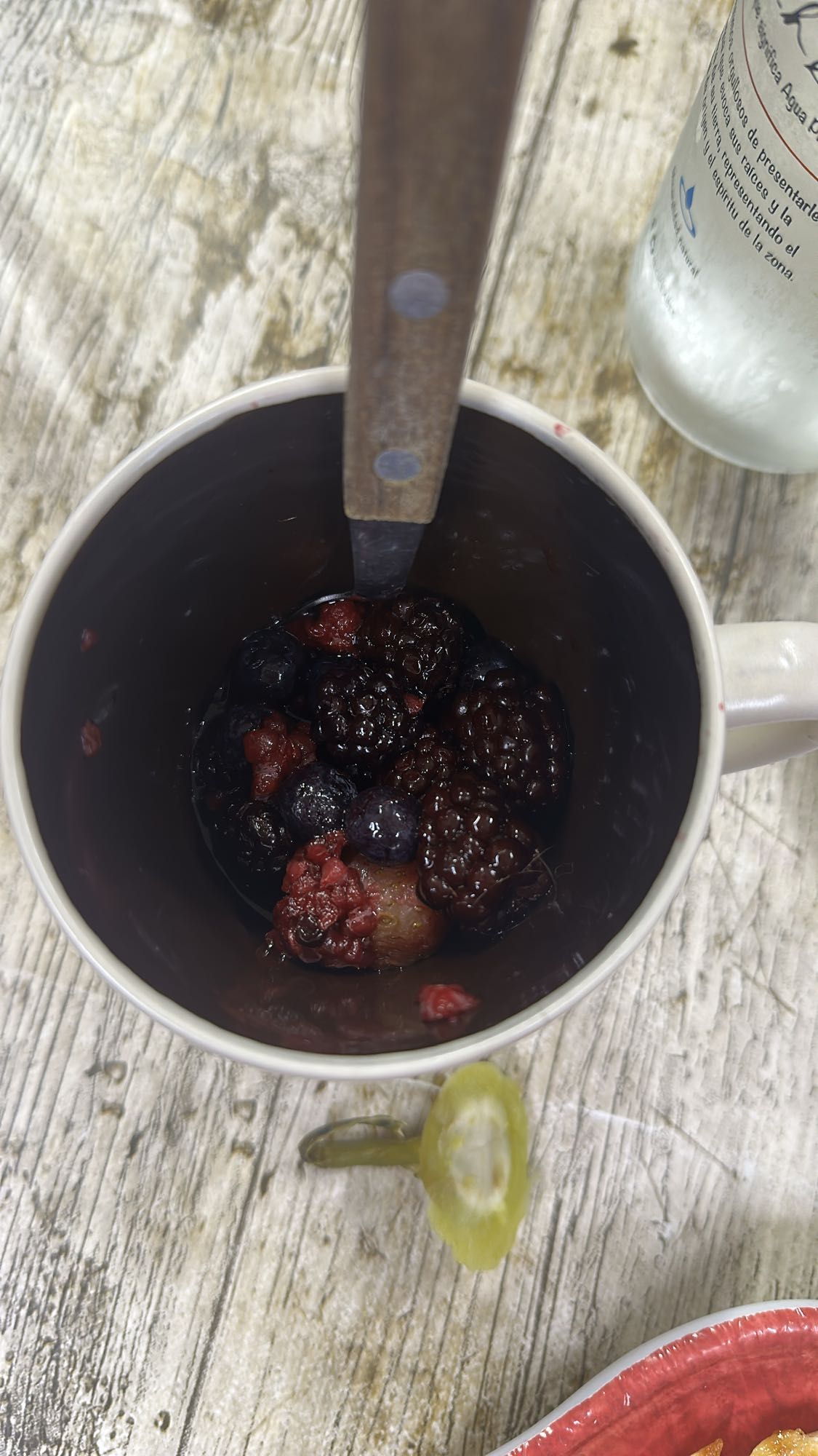 taza de frutos rojos
