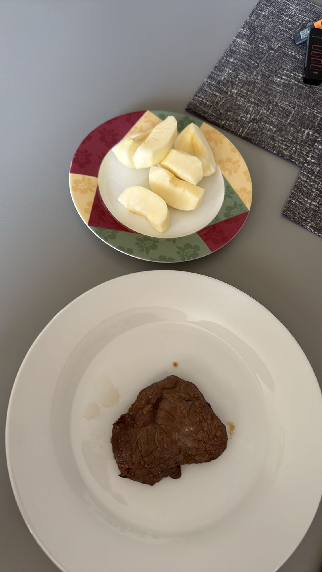 Friptură de vită cu mere