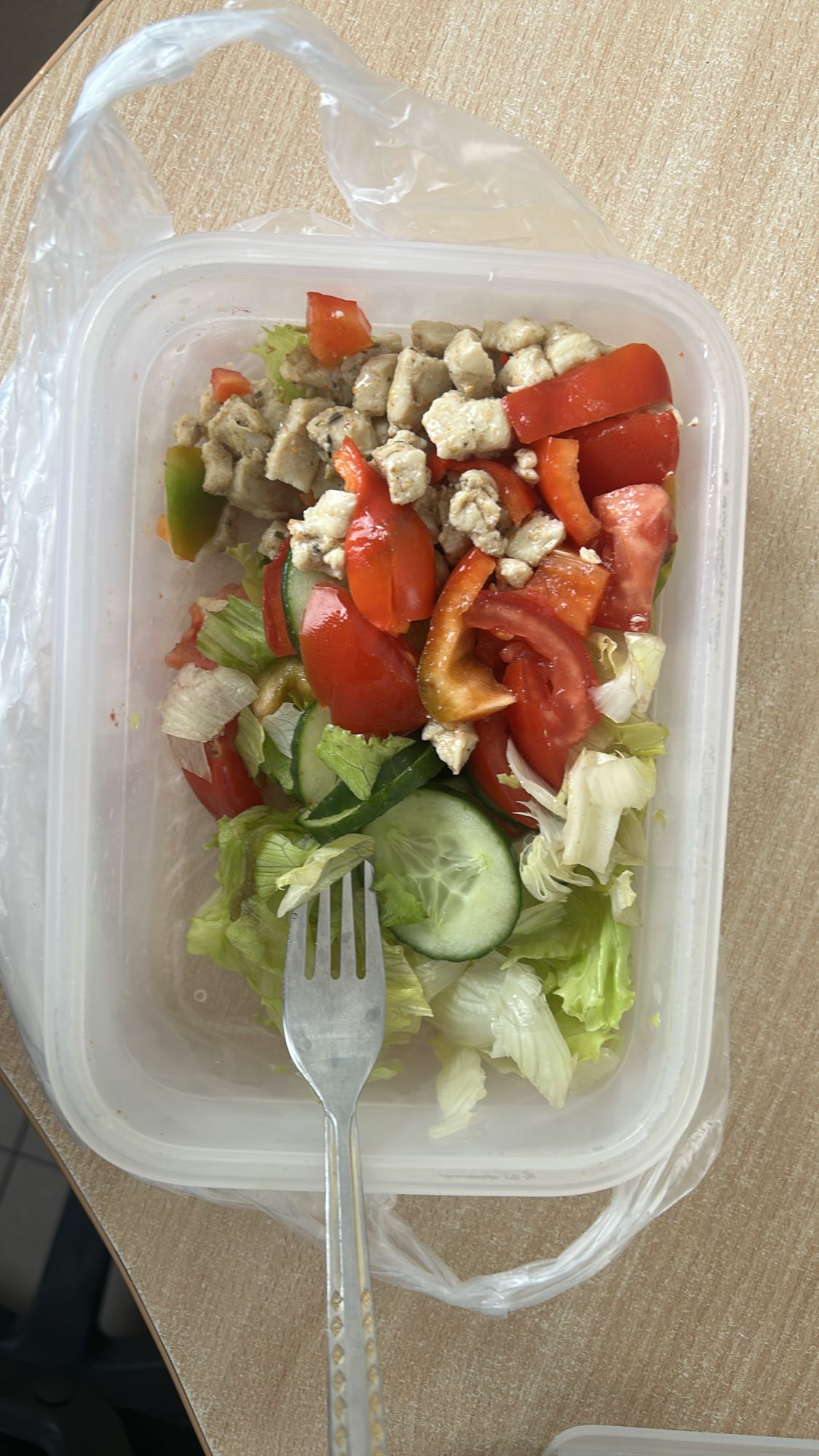 Sałatka z kurczakiem