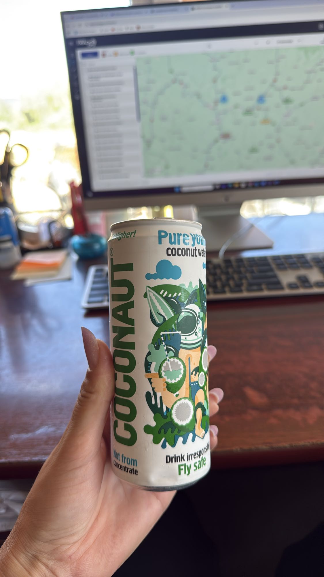 Apă de cocos la conservă