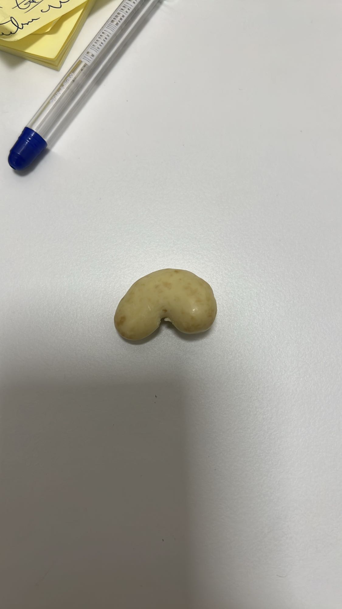 yogurt coated cashew