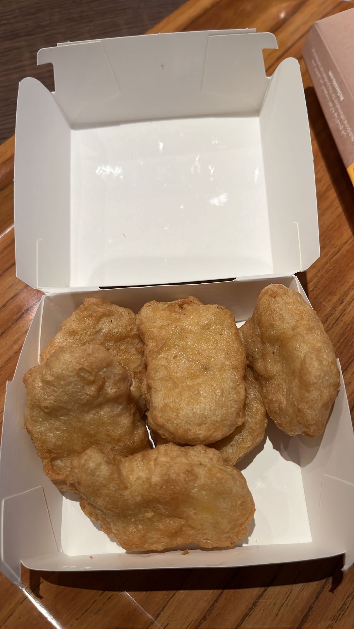 Chicken nuggets (4 pcs)