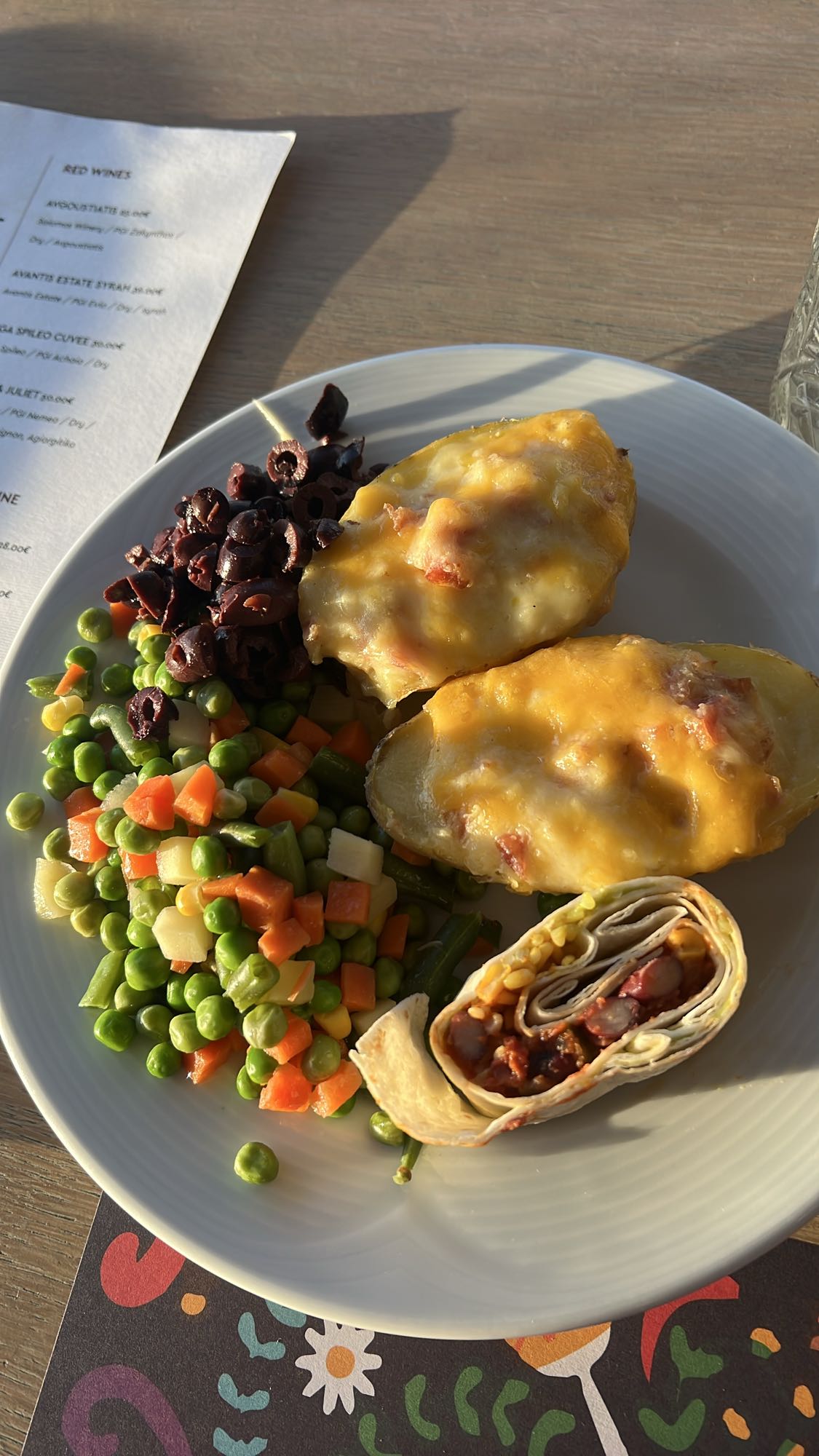 Ziemniaki z serem i wrap