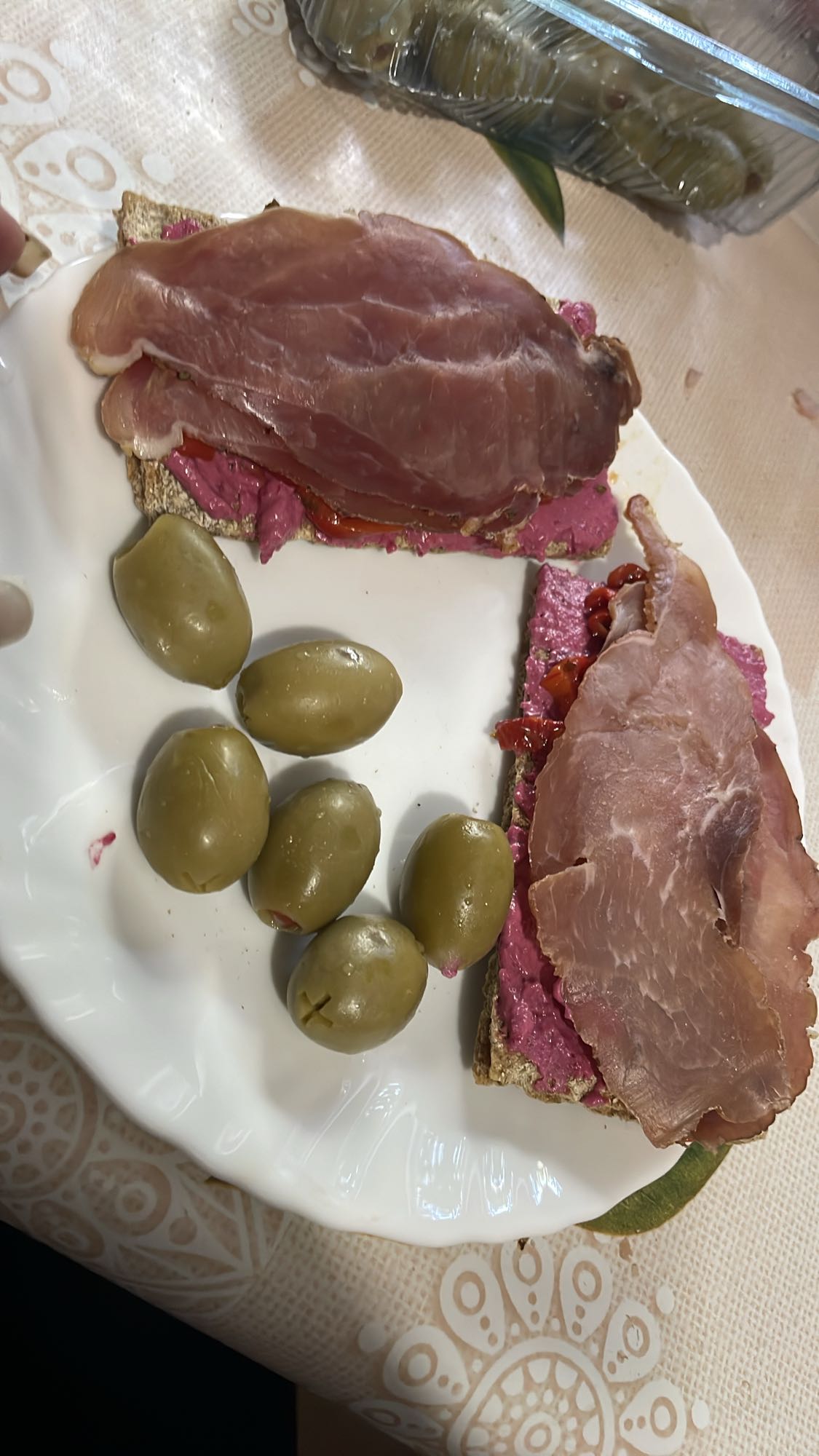 Crackers cu prosciutto