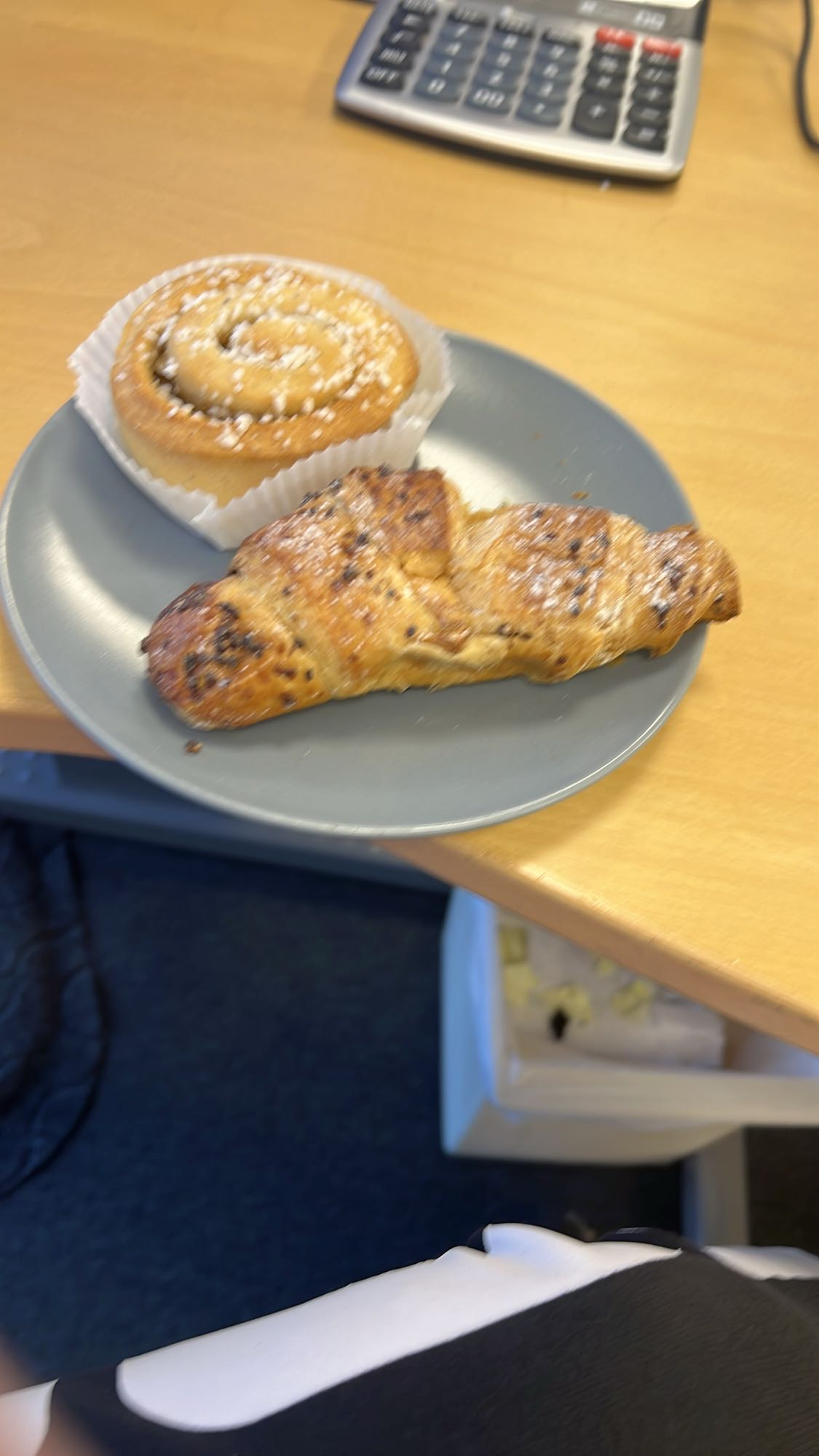 Fika med bulle & croissant