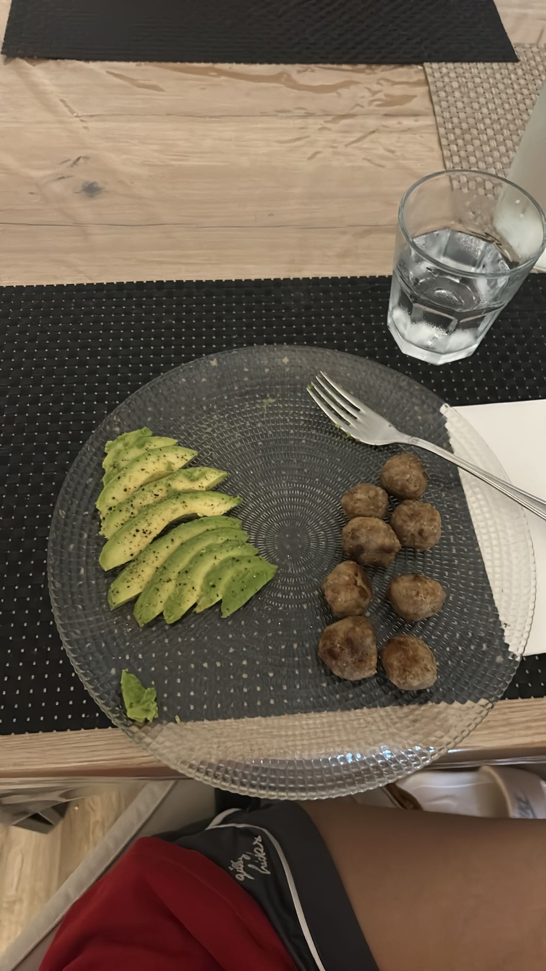 albóndigas con aguacate