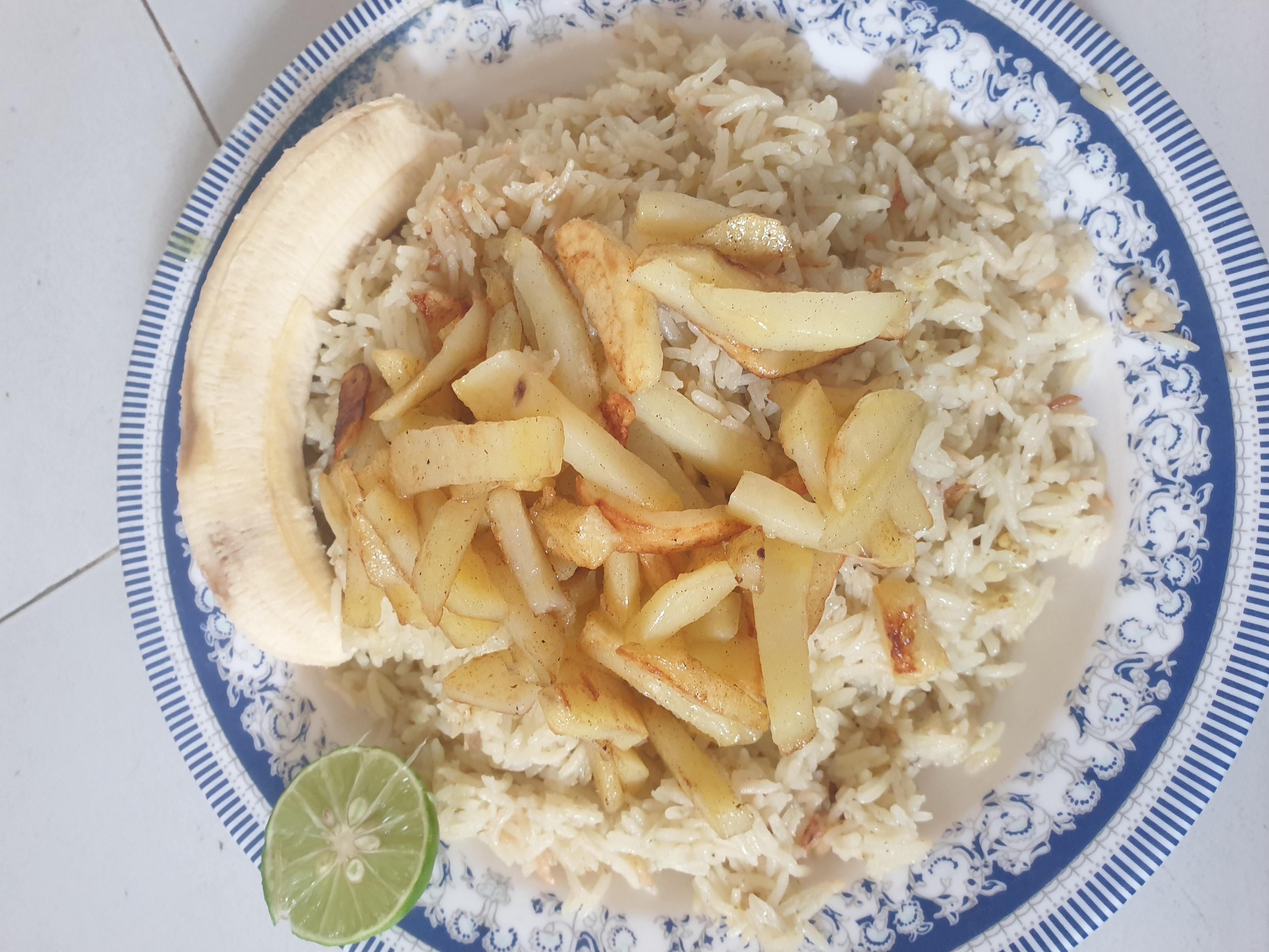 Rice with fries & banana