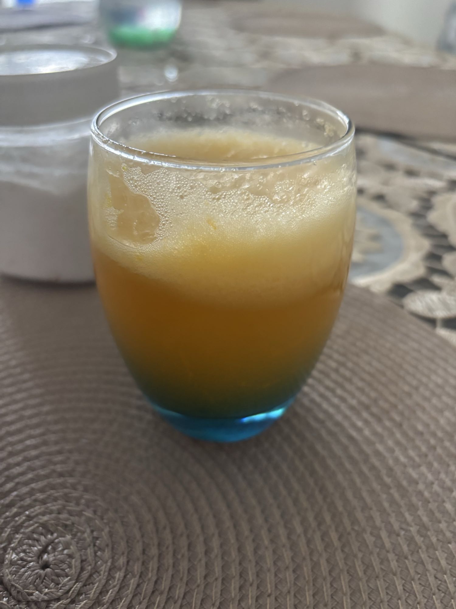 jugo de naranja fresco