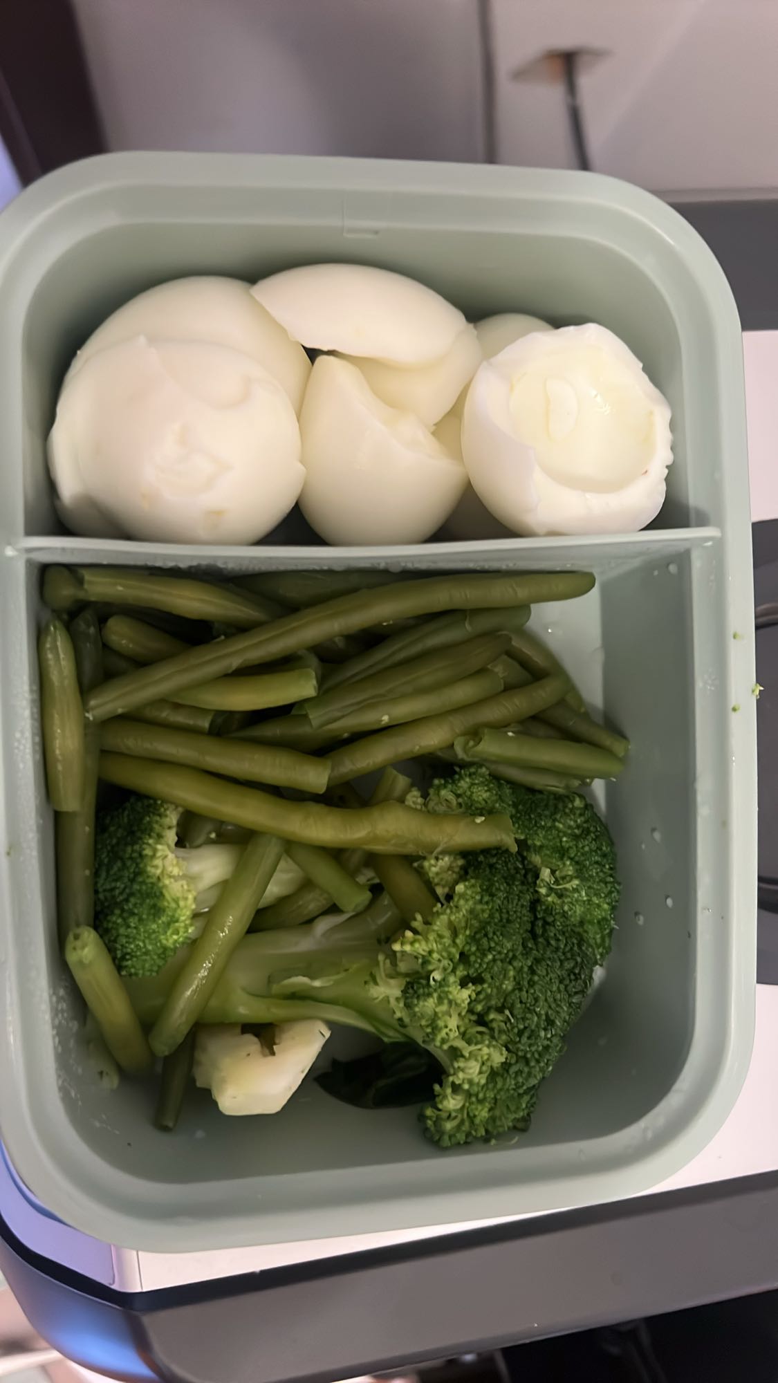 Boiled Eggs & Veggies