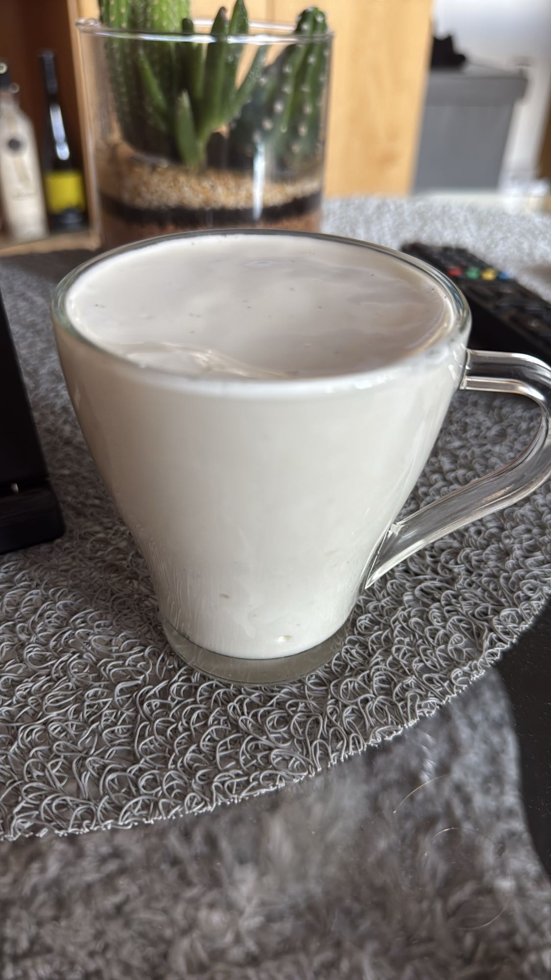 Pahar cu iaurt simplu