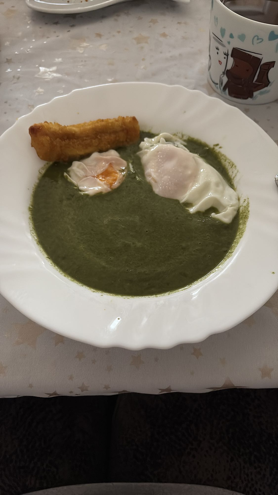 Spenót főzelék tükörtojással