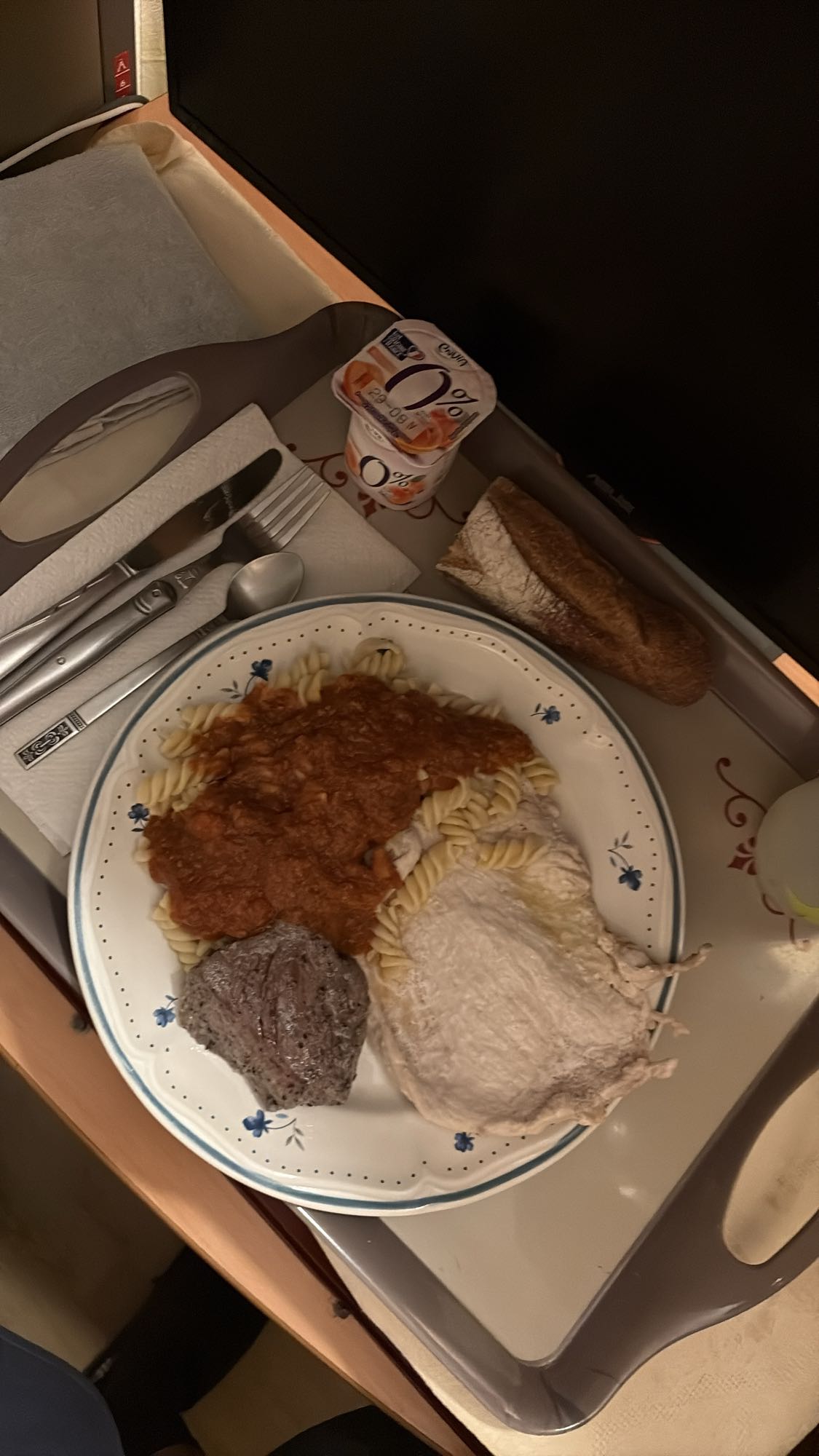 Pâtes et viandes mixtes