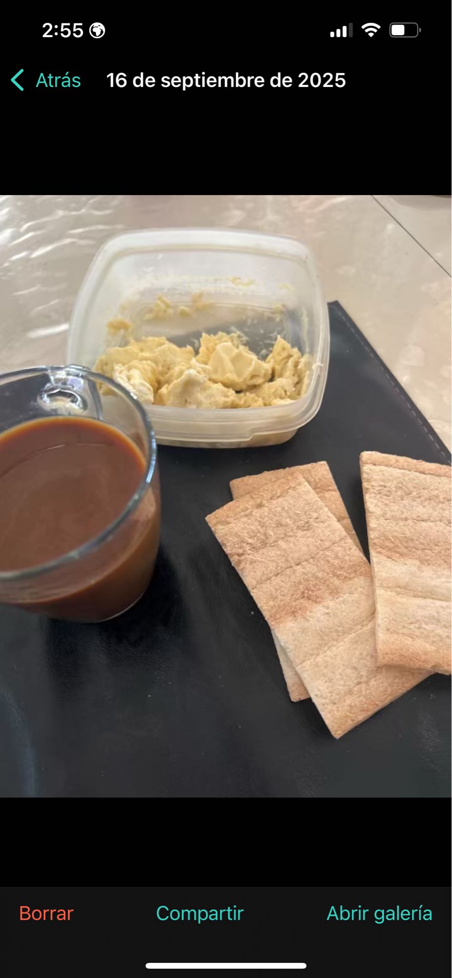 Pan crujiente con claras revueltas