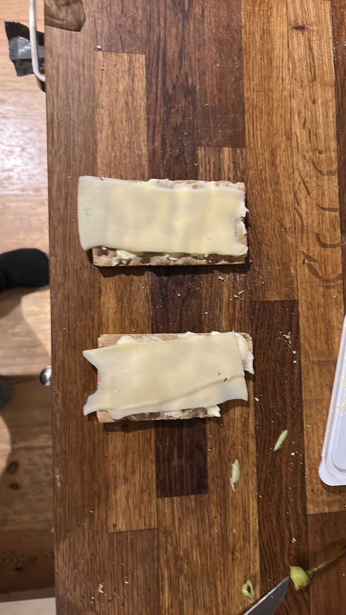 Knäckebröd med ost