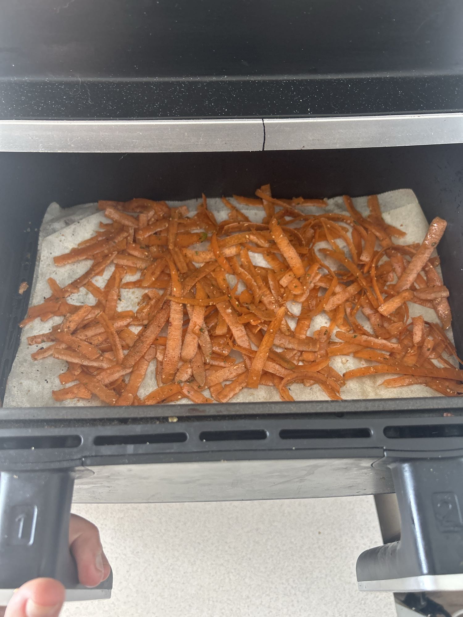 Chips de carotte frits